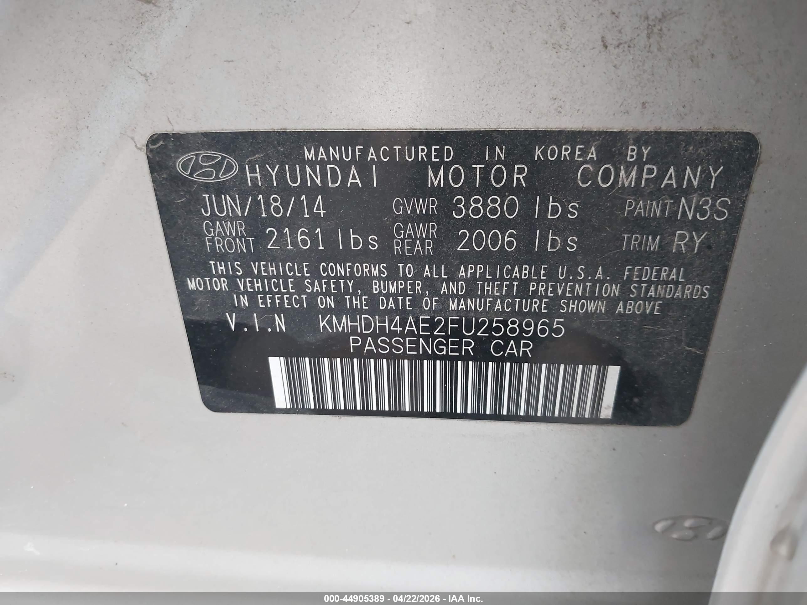 HYUNDAI ELANTRA image 9