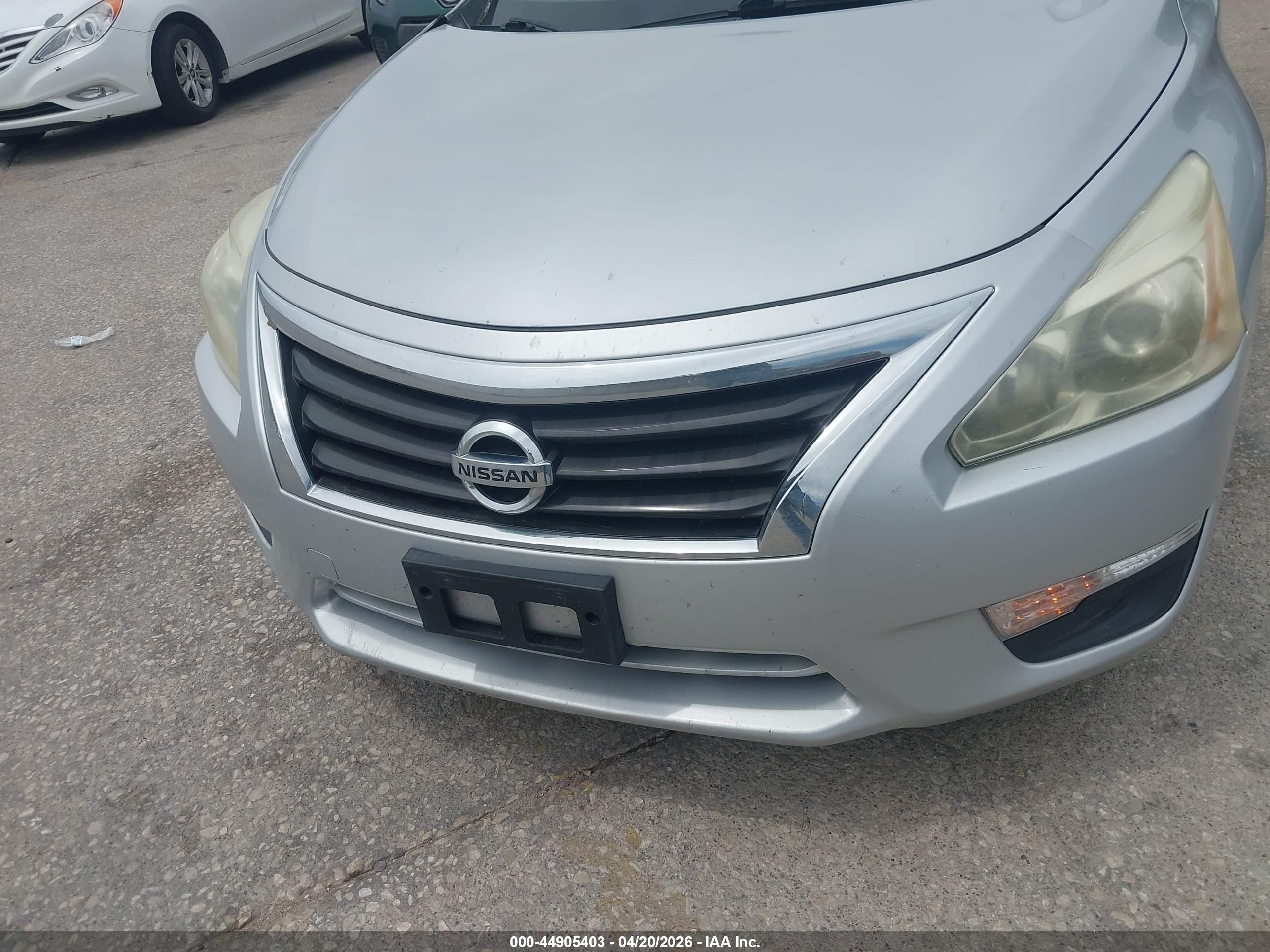 NISSAN ALTIMA image 6