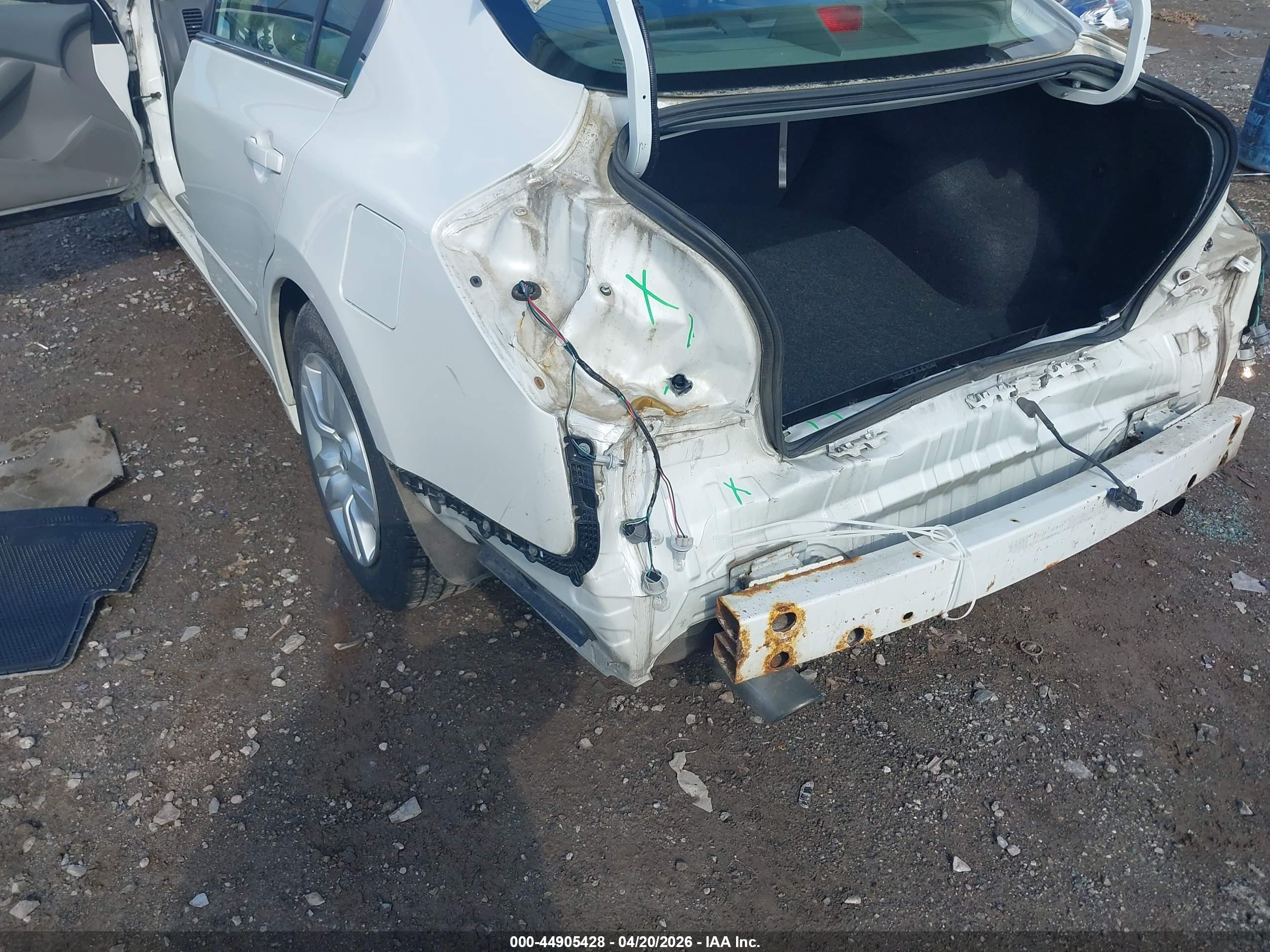 NISSAN ALTIMA image 6
