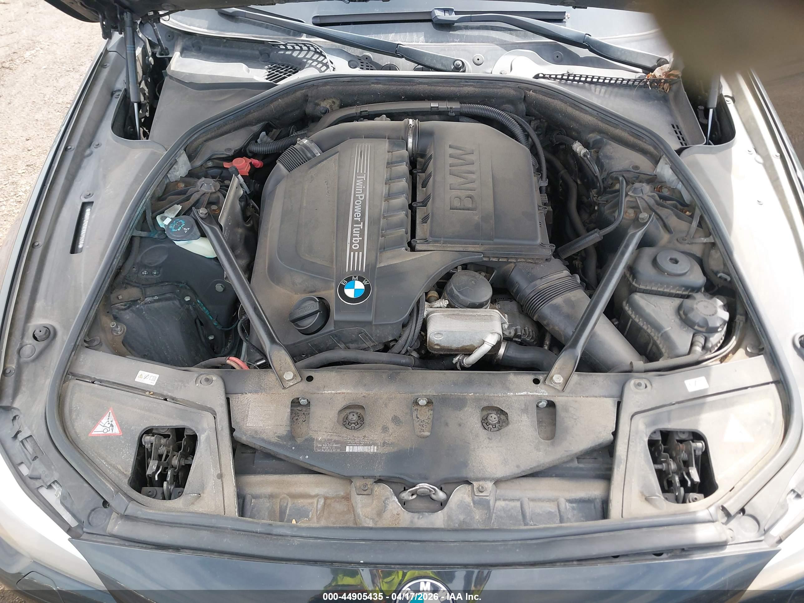 BMW 535I image 10