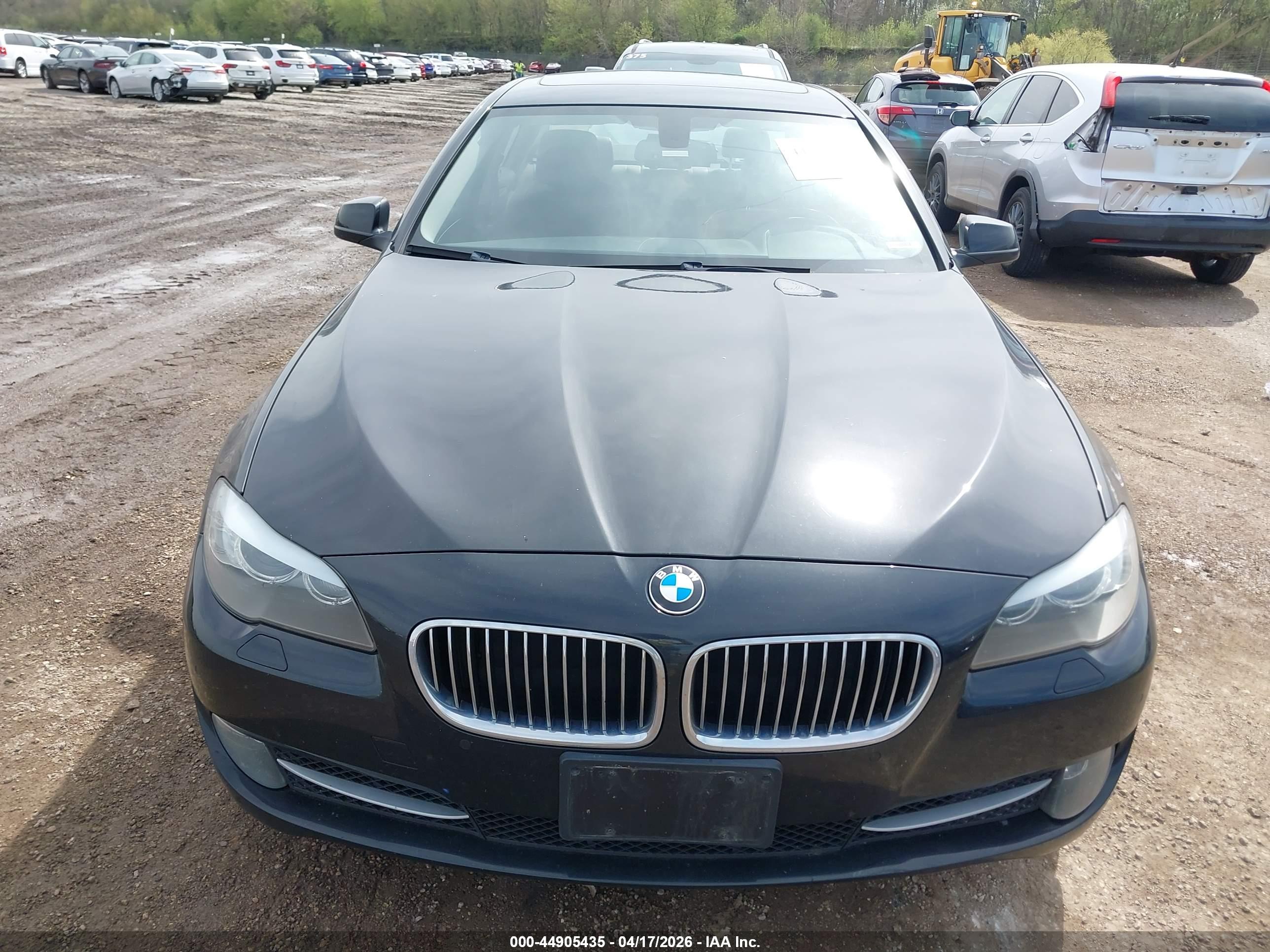 BMW 535I image 6