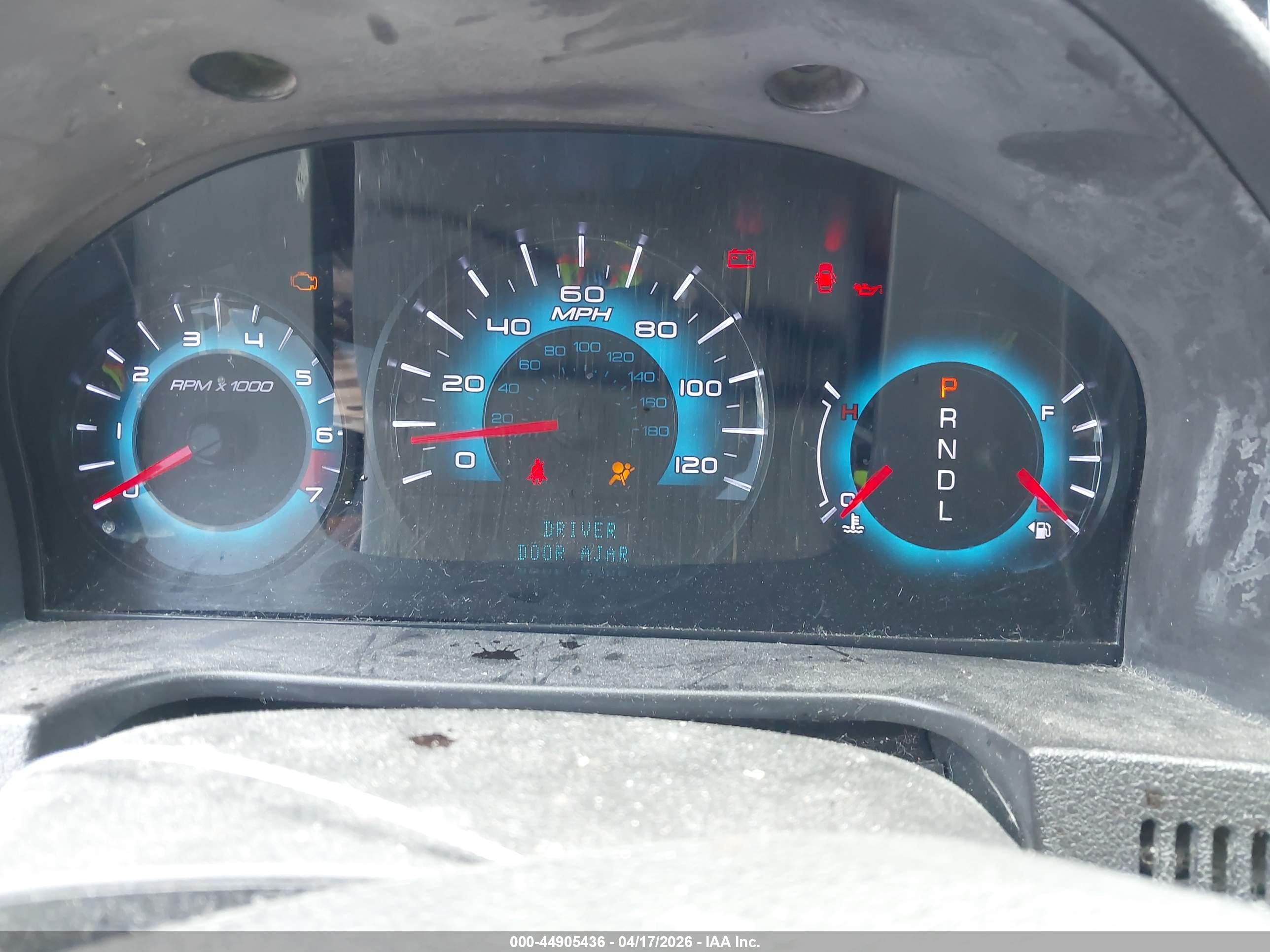 FORD FUSION image 7