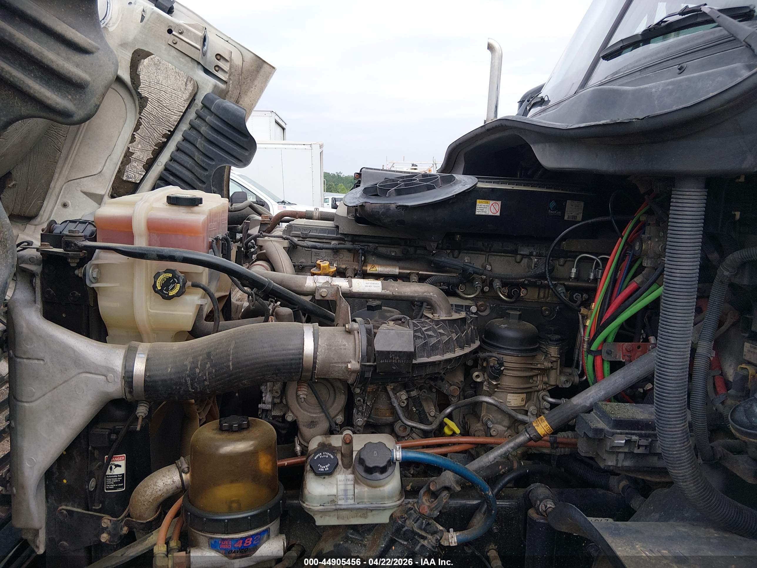 FREIGHTLINER CASCADIA image 10