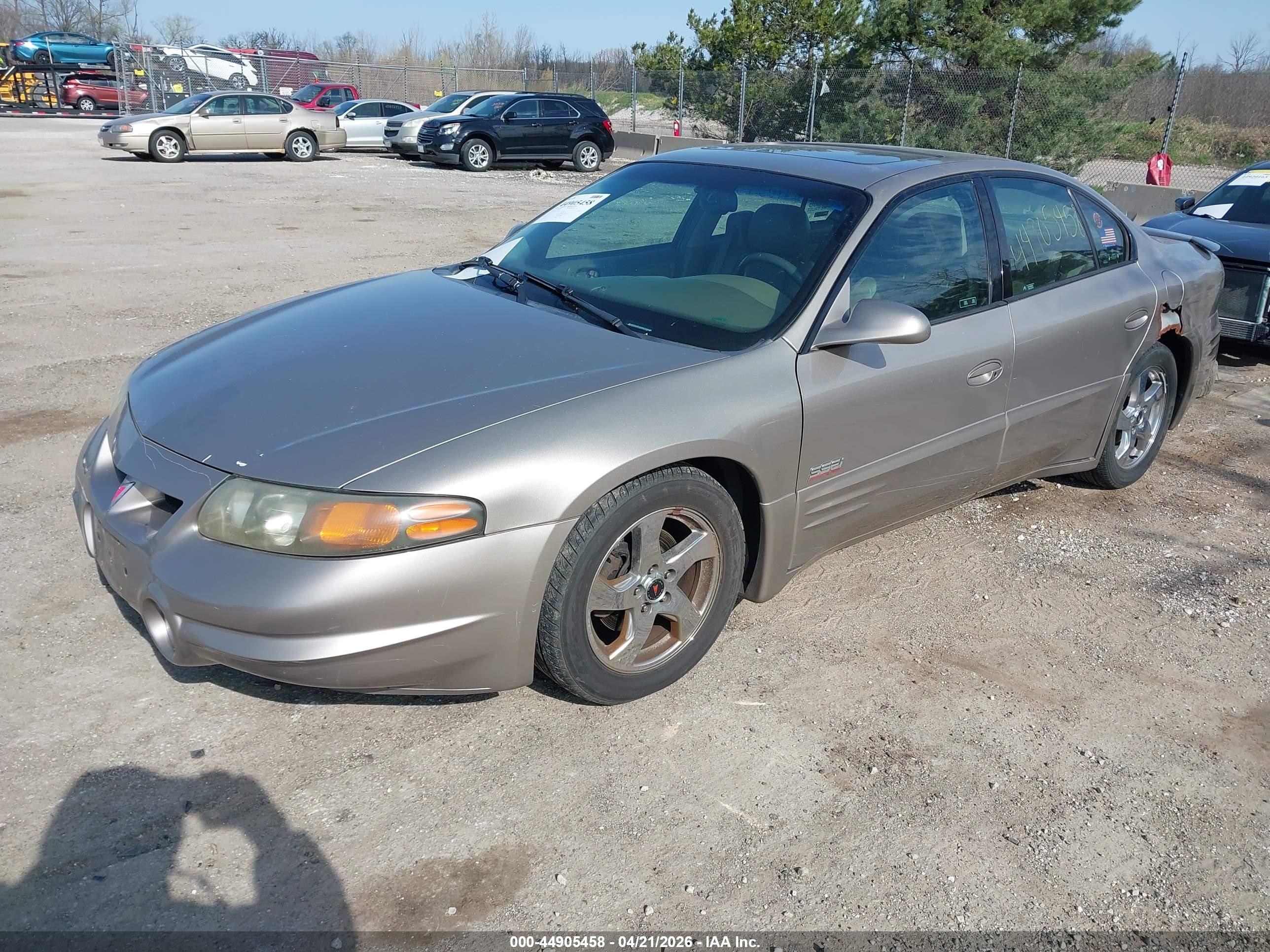 PONTIAC BONNEVILLE image 2