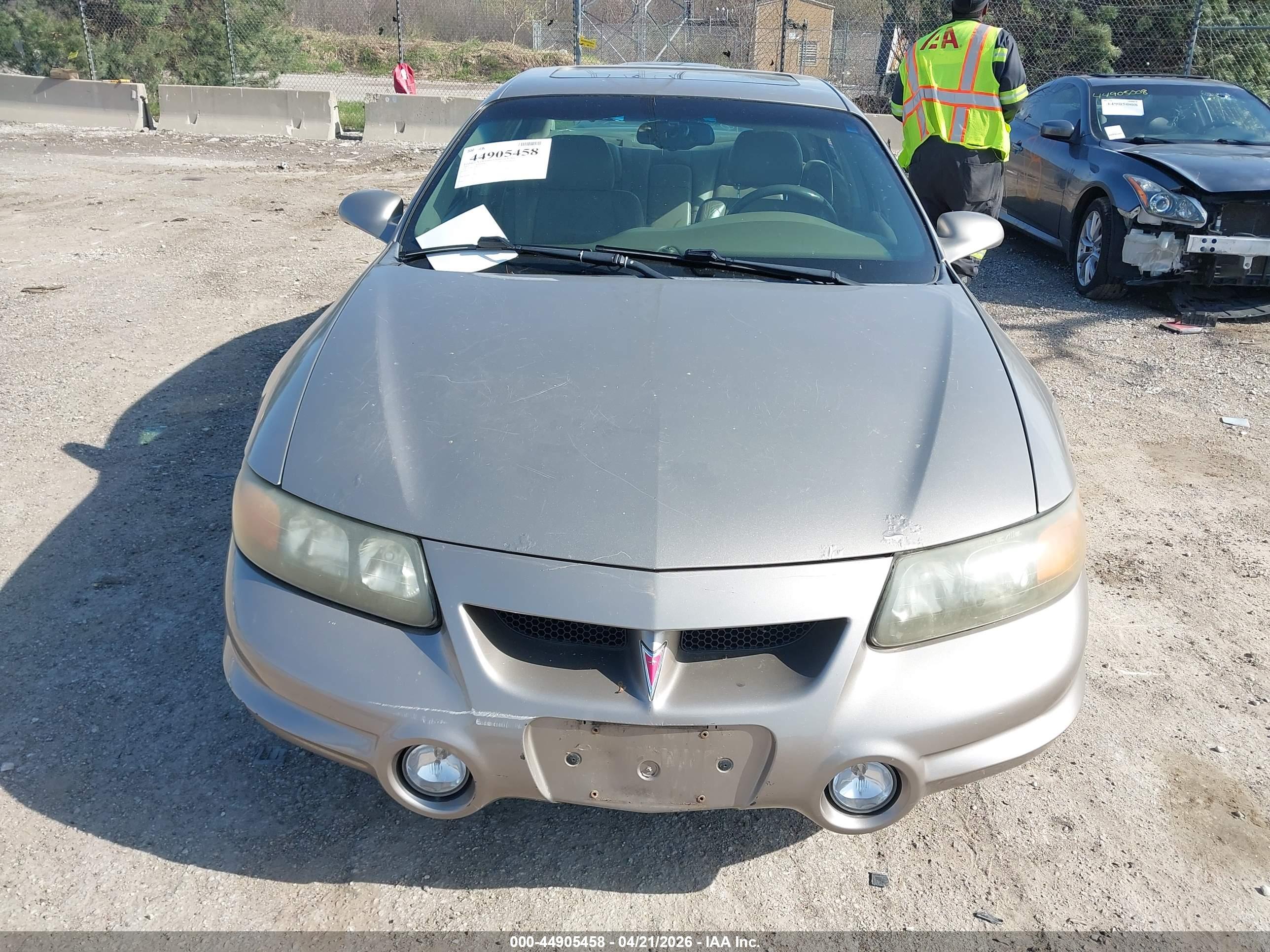 PONTIAC BONNEVILLE image 6