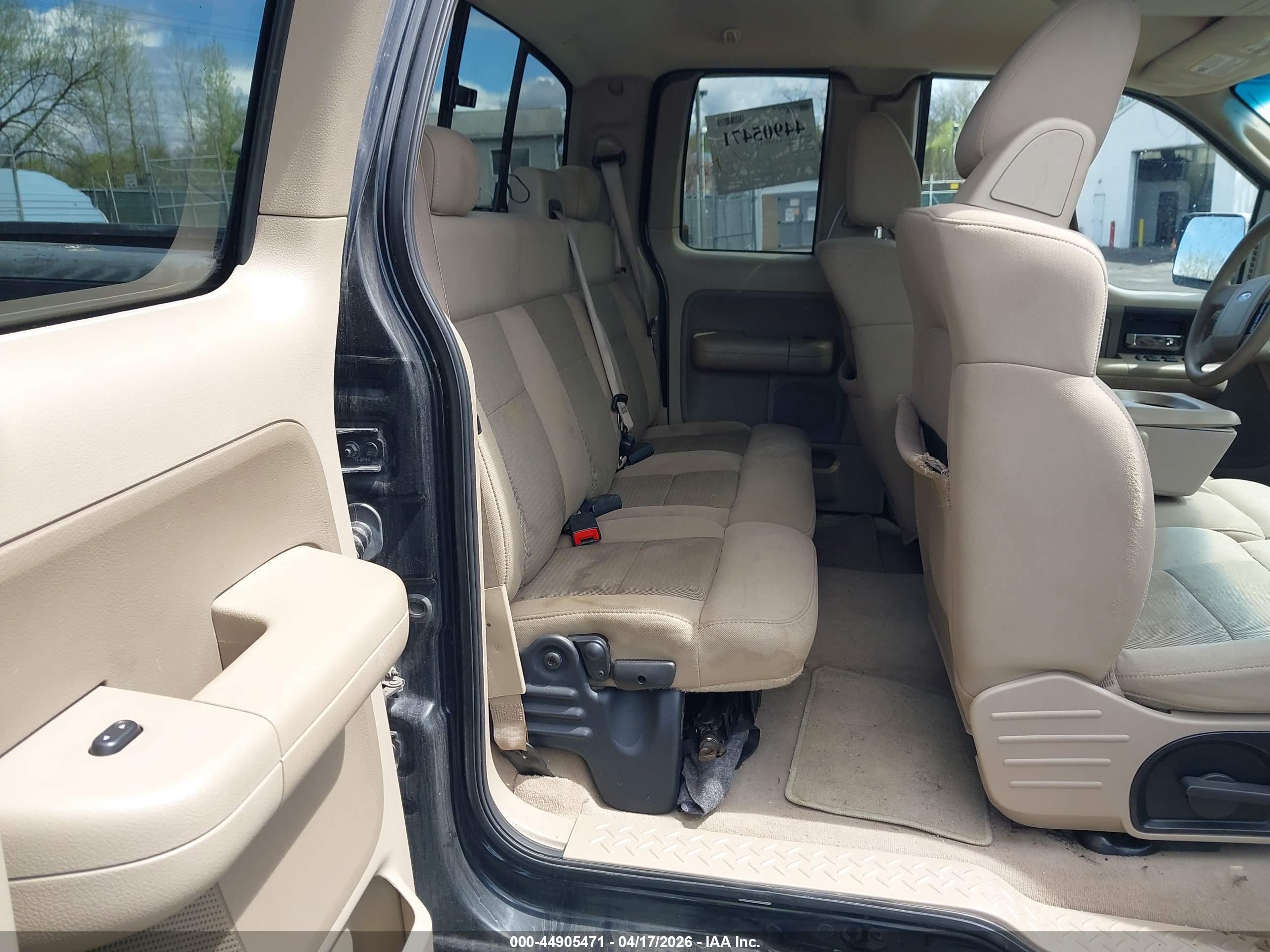 FORD F-150 image 8