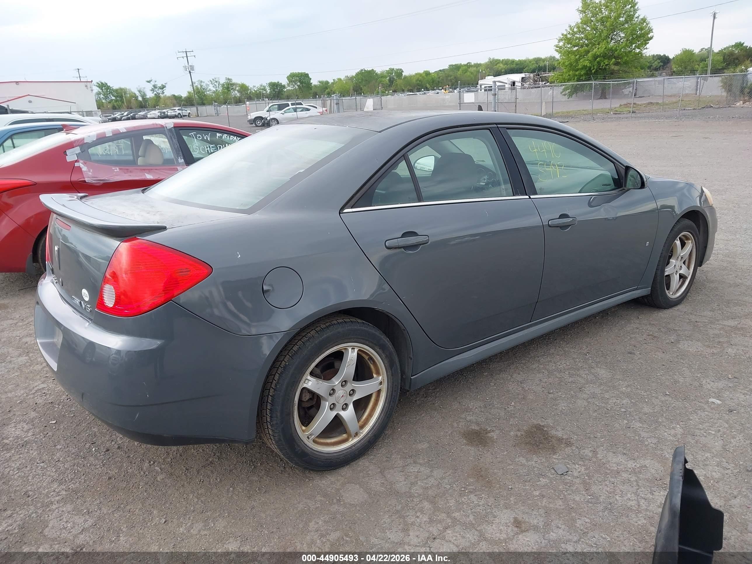PONTIAC G6 image 4