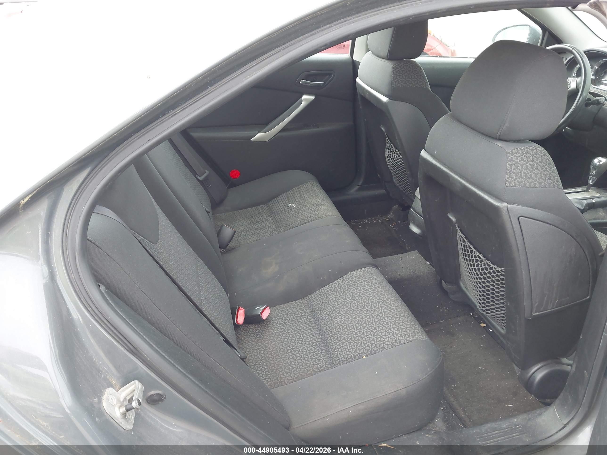PONTIAC G6 image 8