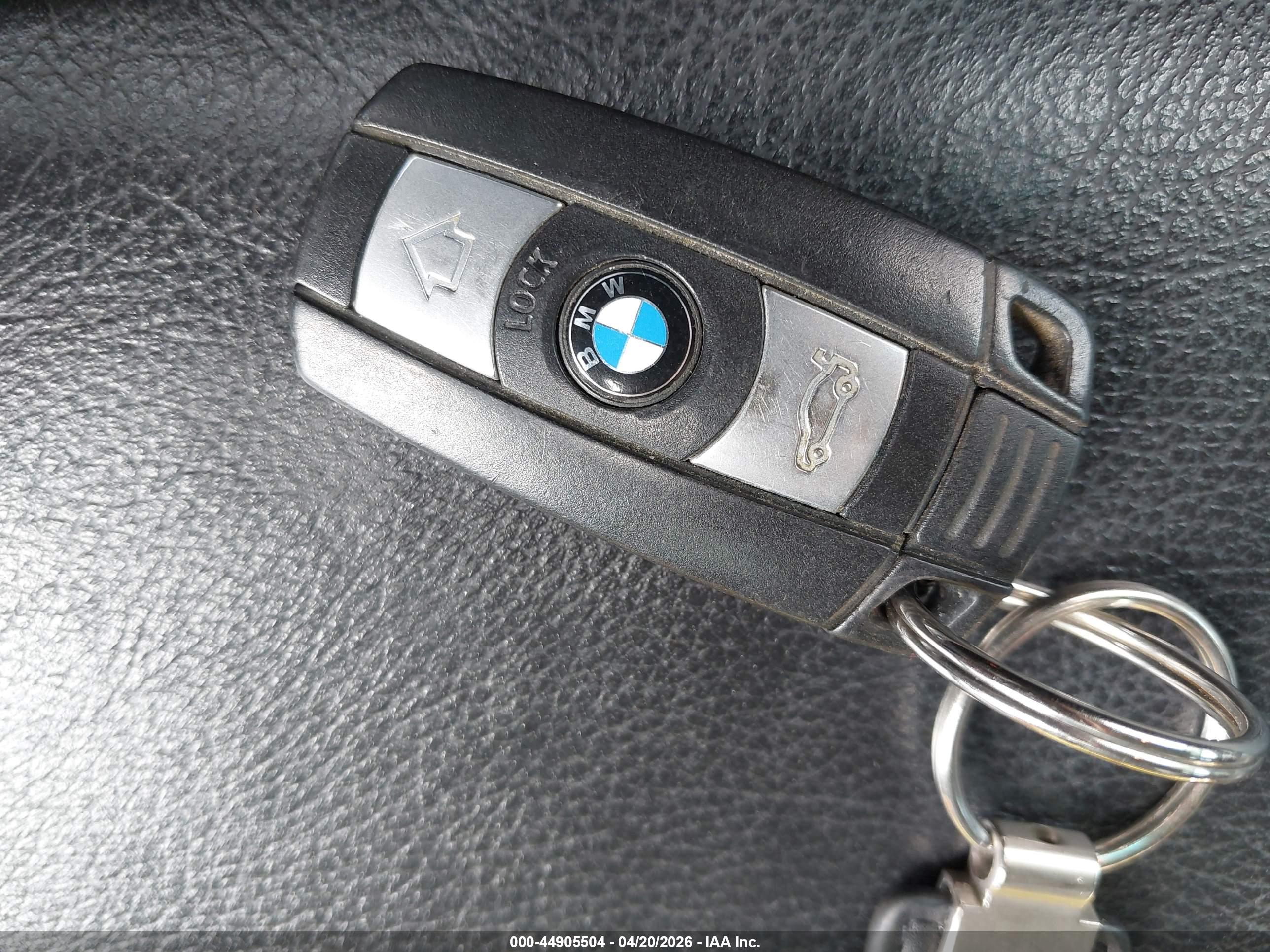 BMW 525I image 11