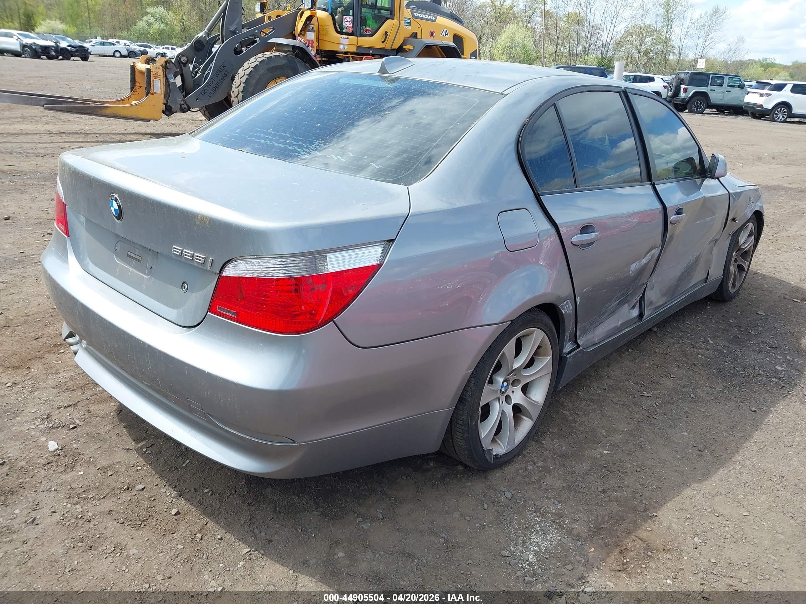 BMW 525I image 4