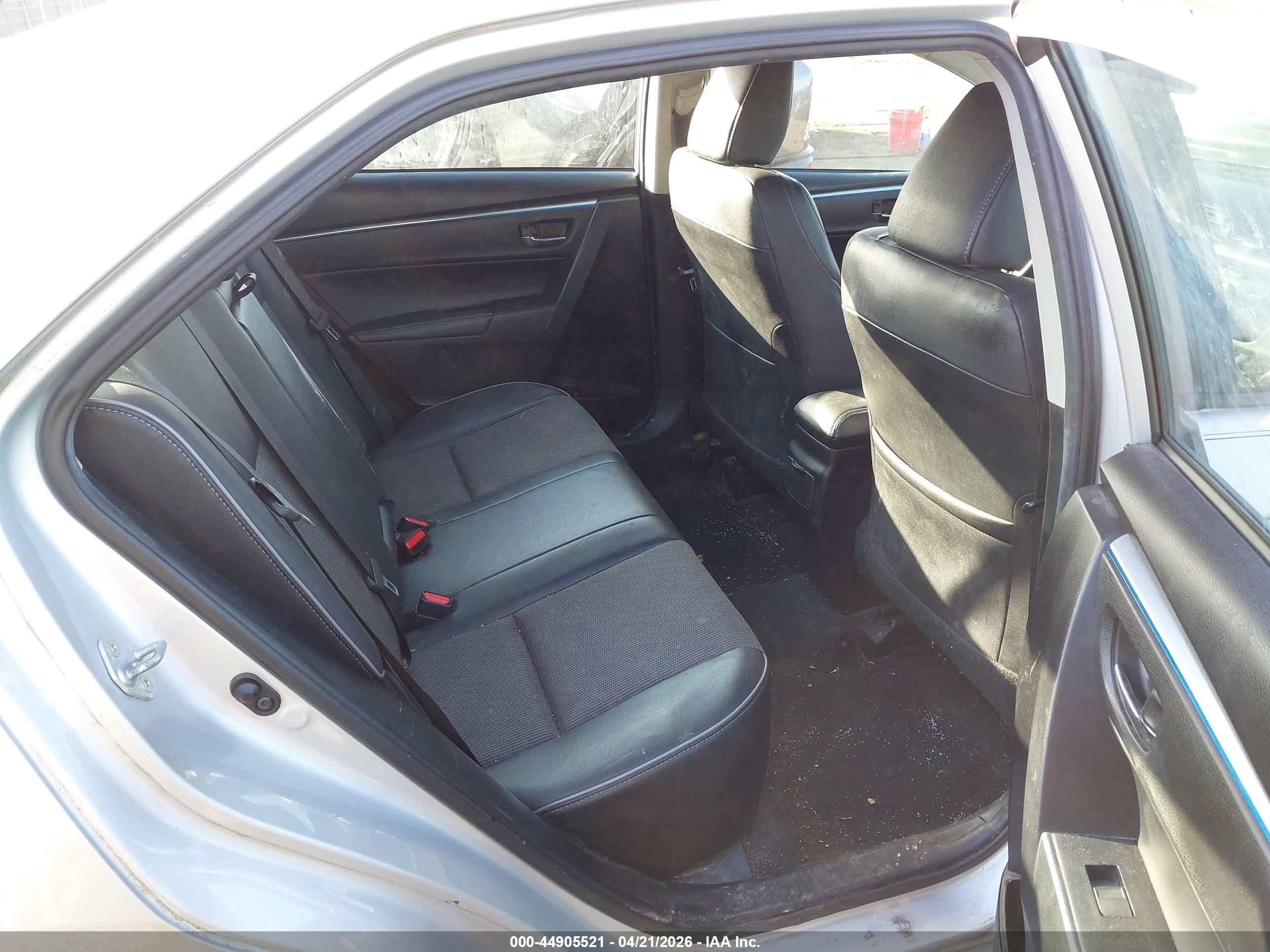 TOYOTA COROLLA image 8