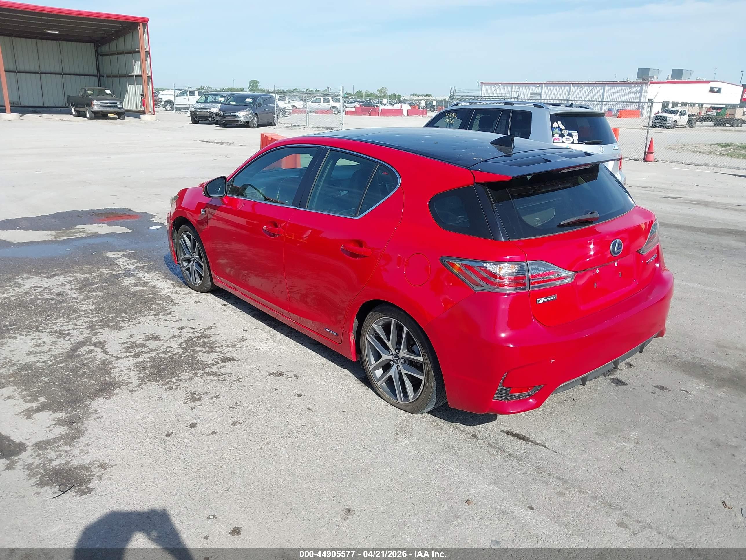 LEXUS CT image 3
