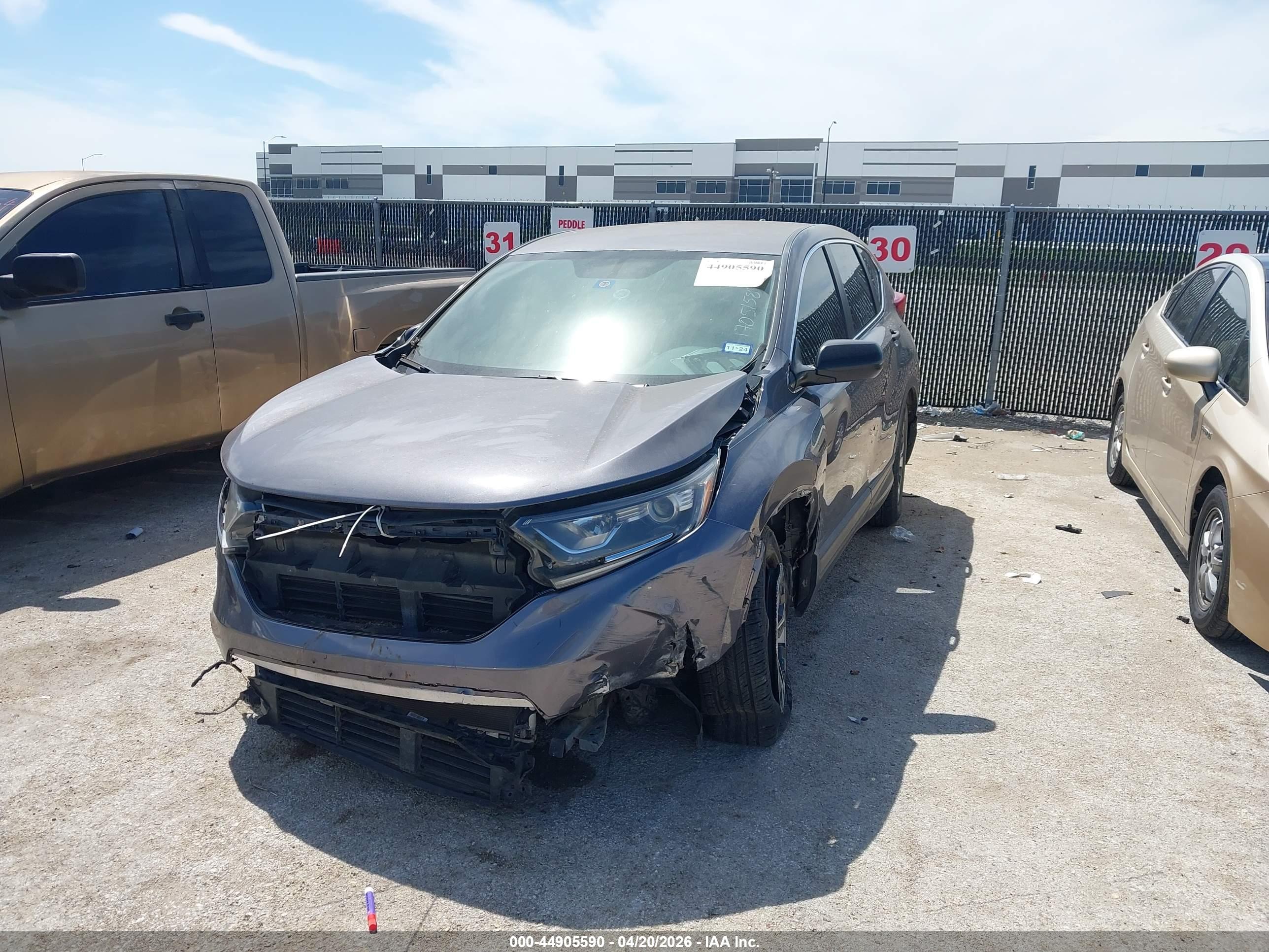 HONDA CR-V image 2