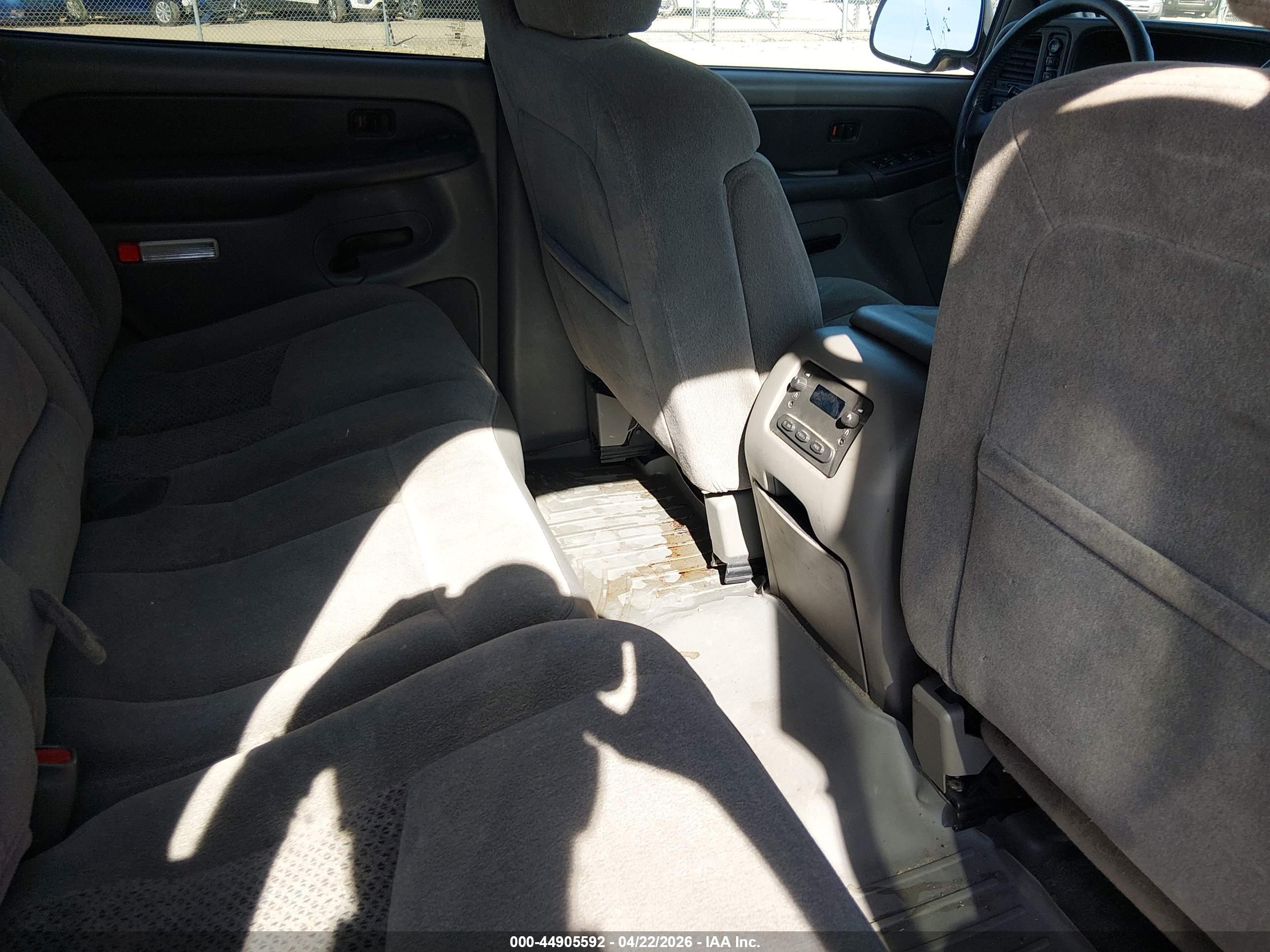 CHEVROLET TAHOE image 8