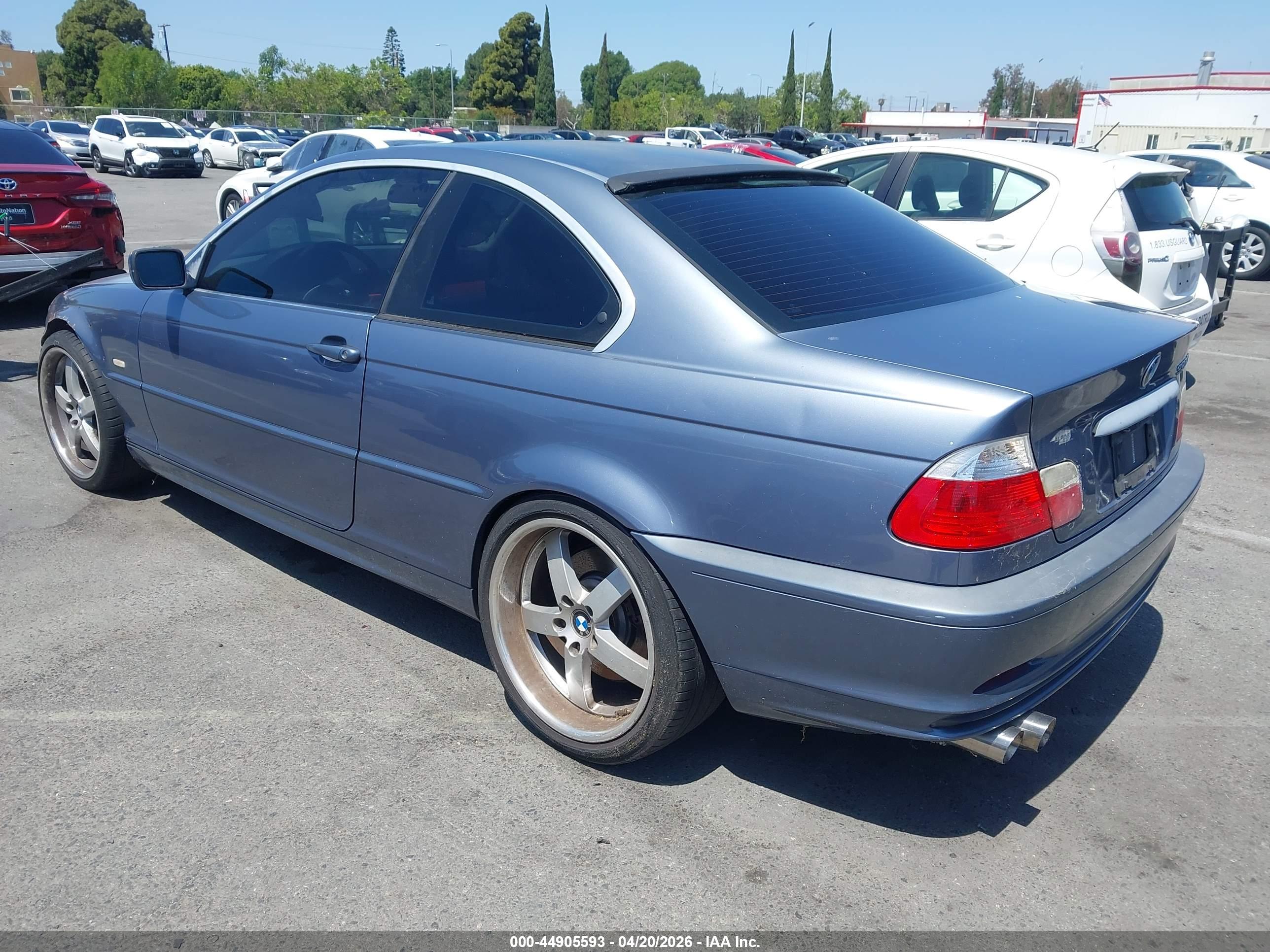 BMW 330CI image 3