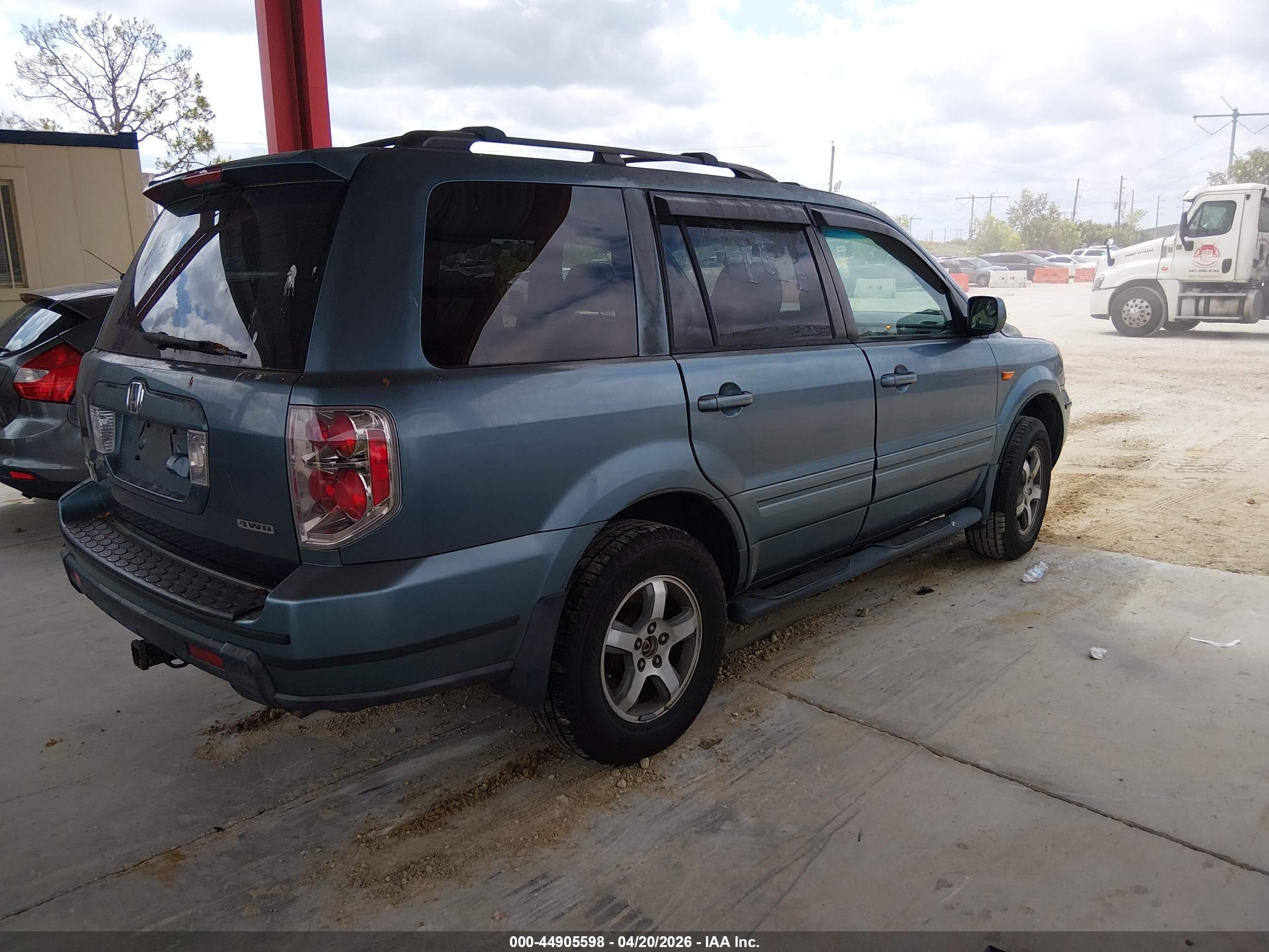 HONDA PILOT image 4