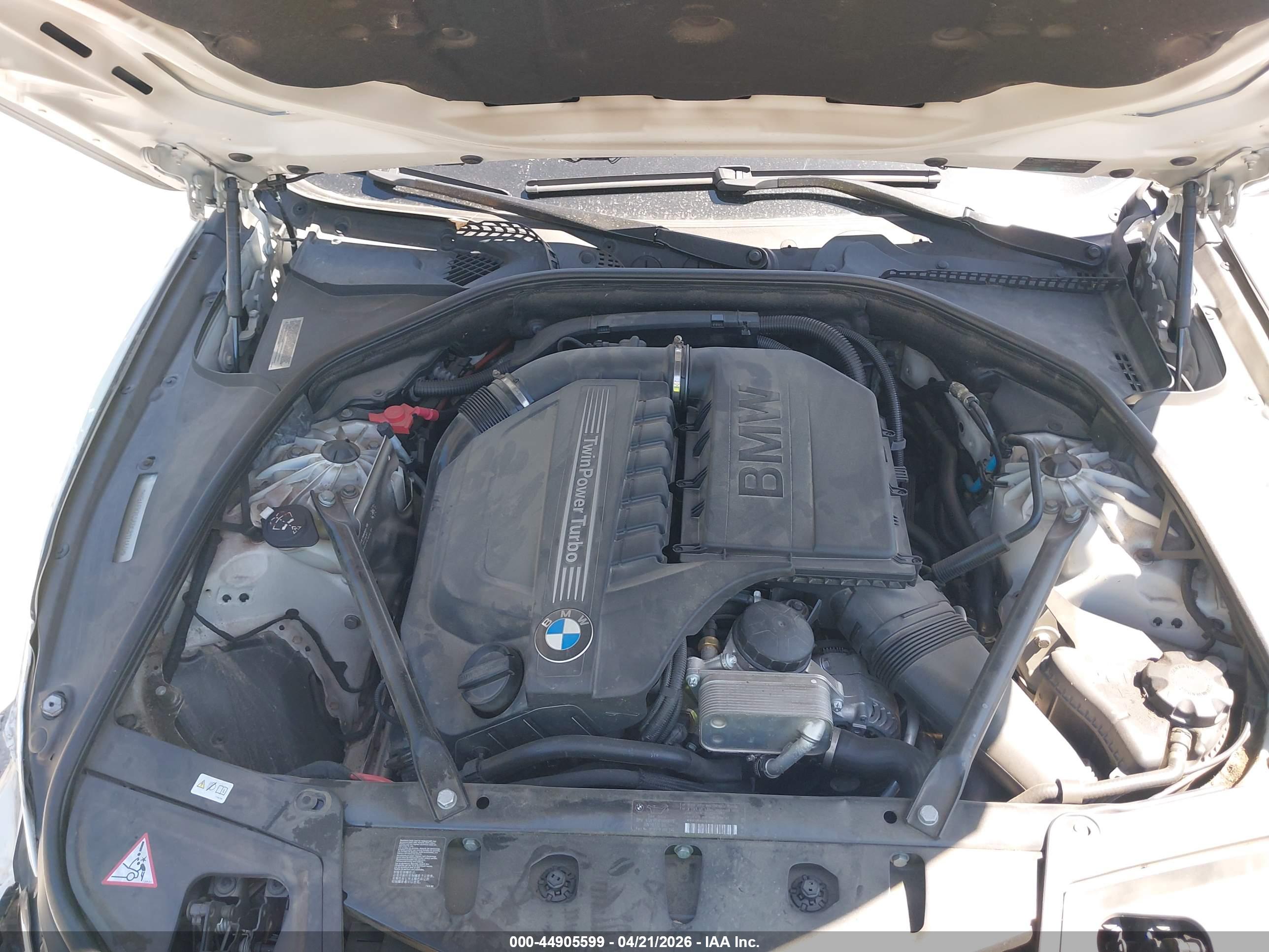 BMW 535I image 10