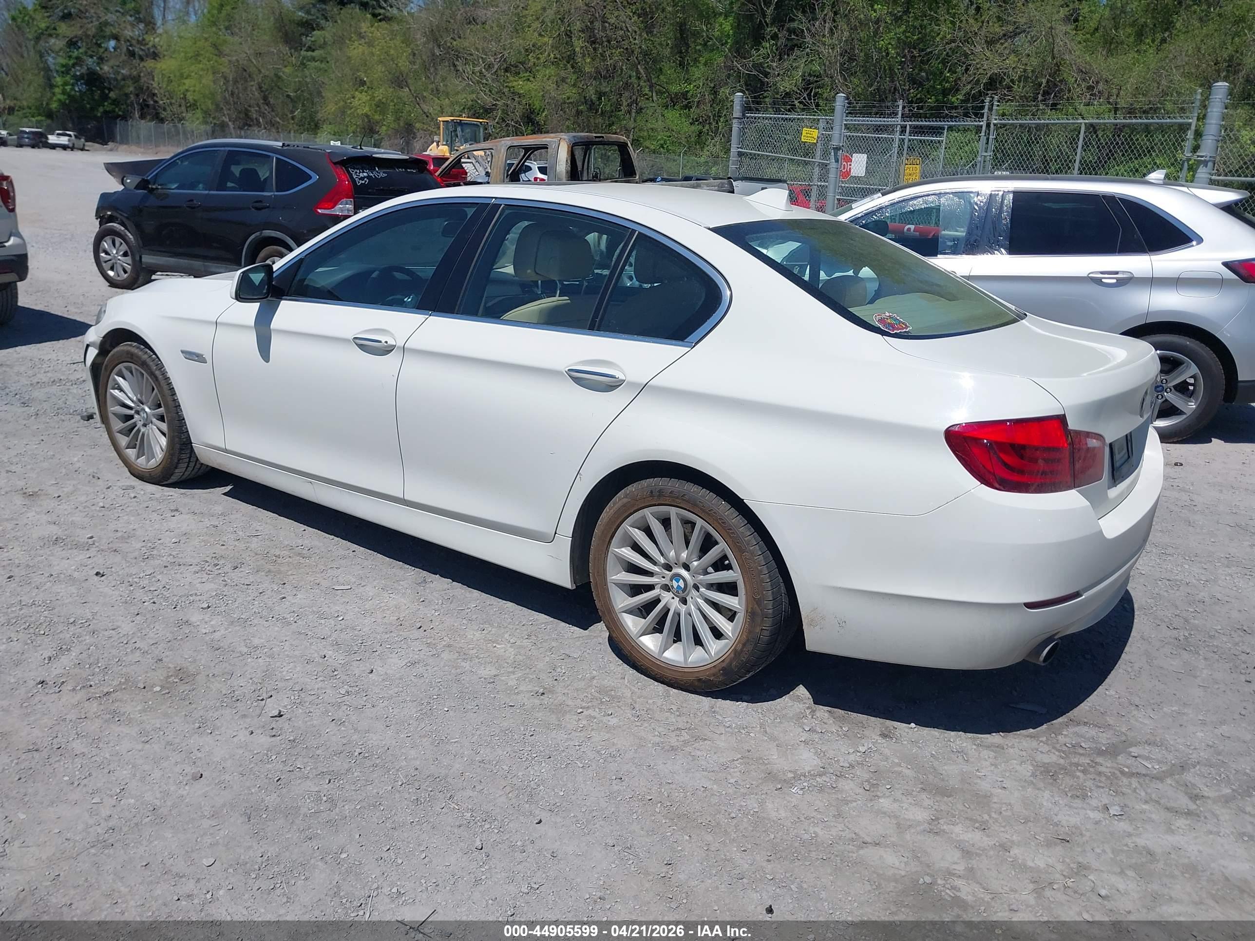 BMW 535I image 3