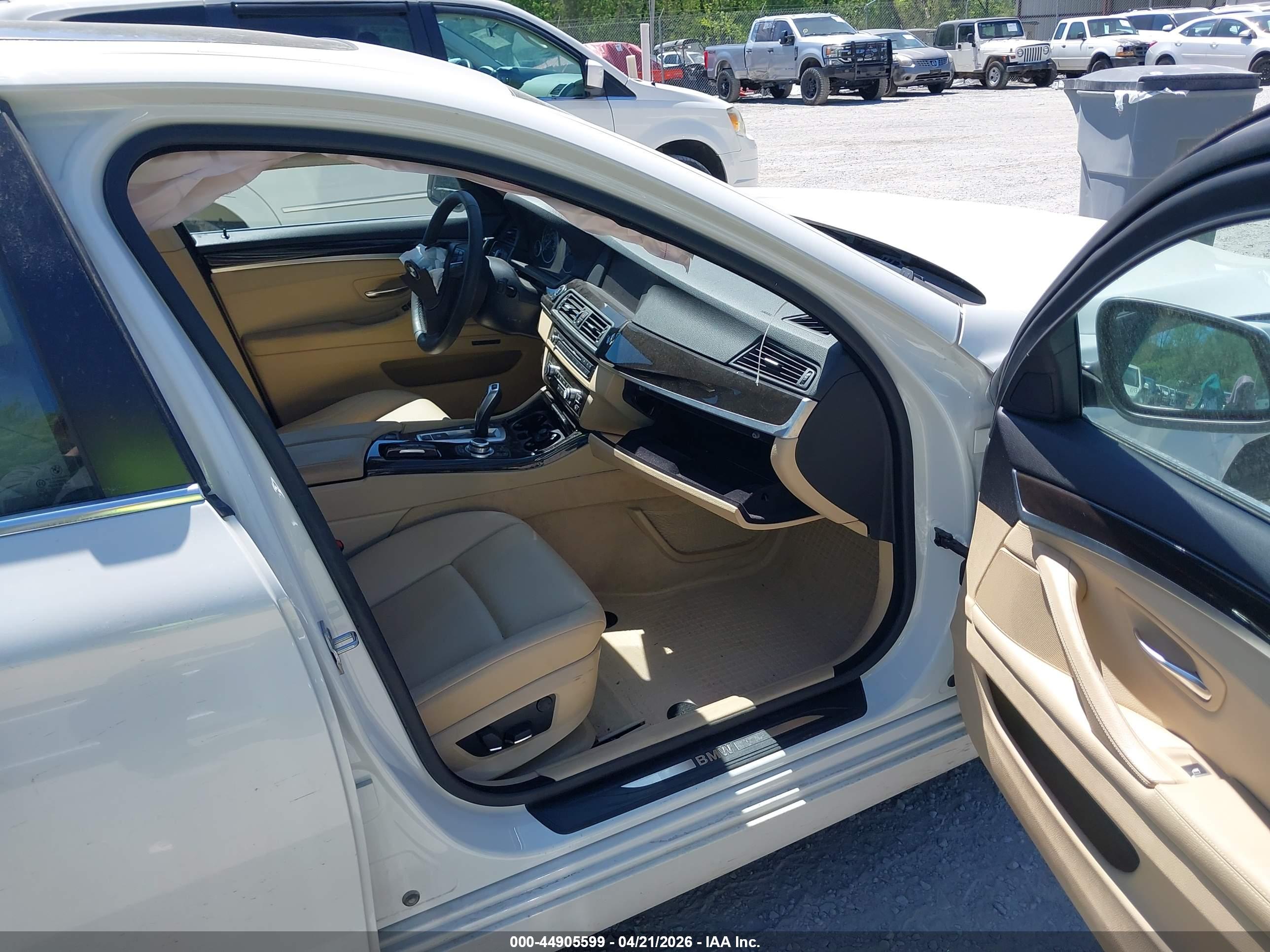 BMW 535I image 5