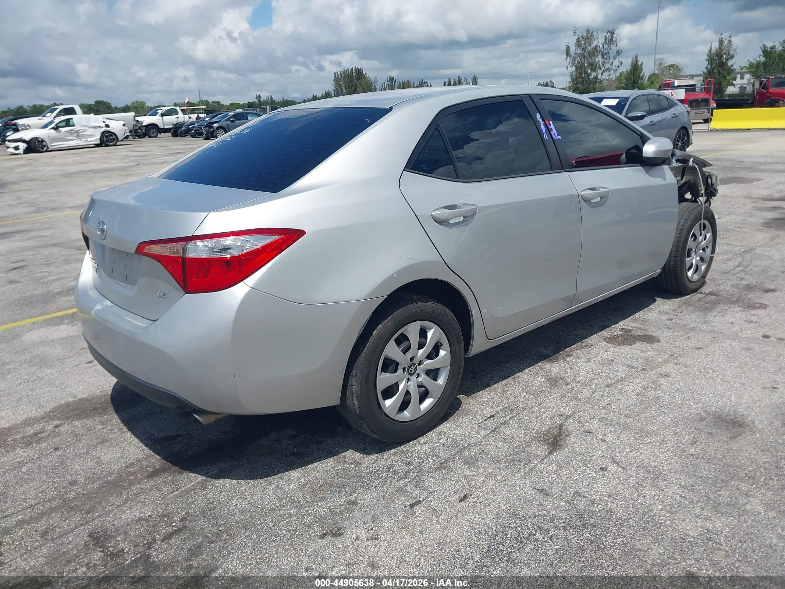 TOYOTA COROLLA image 4