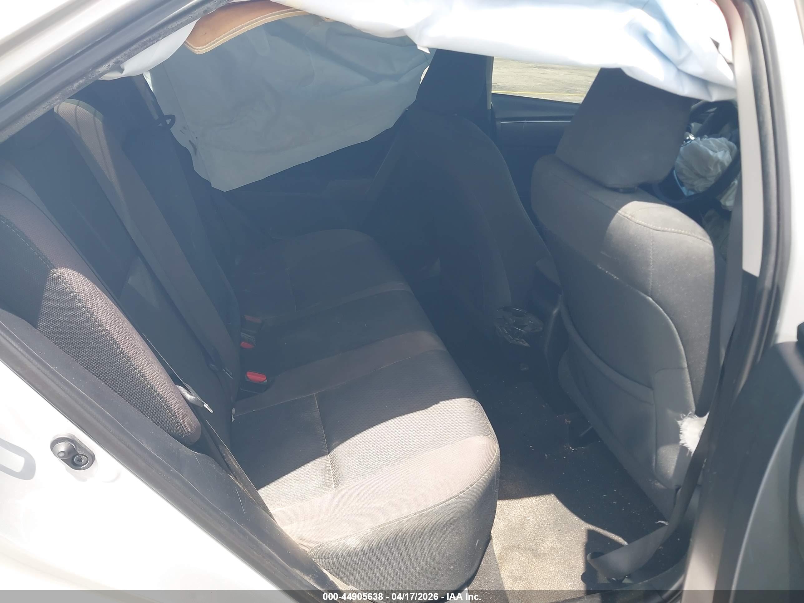 TOYOTA COROLLA image 8