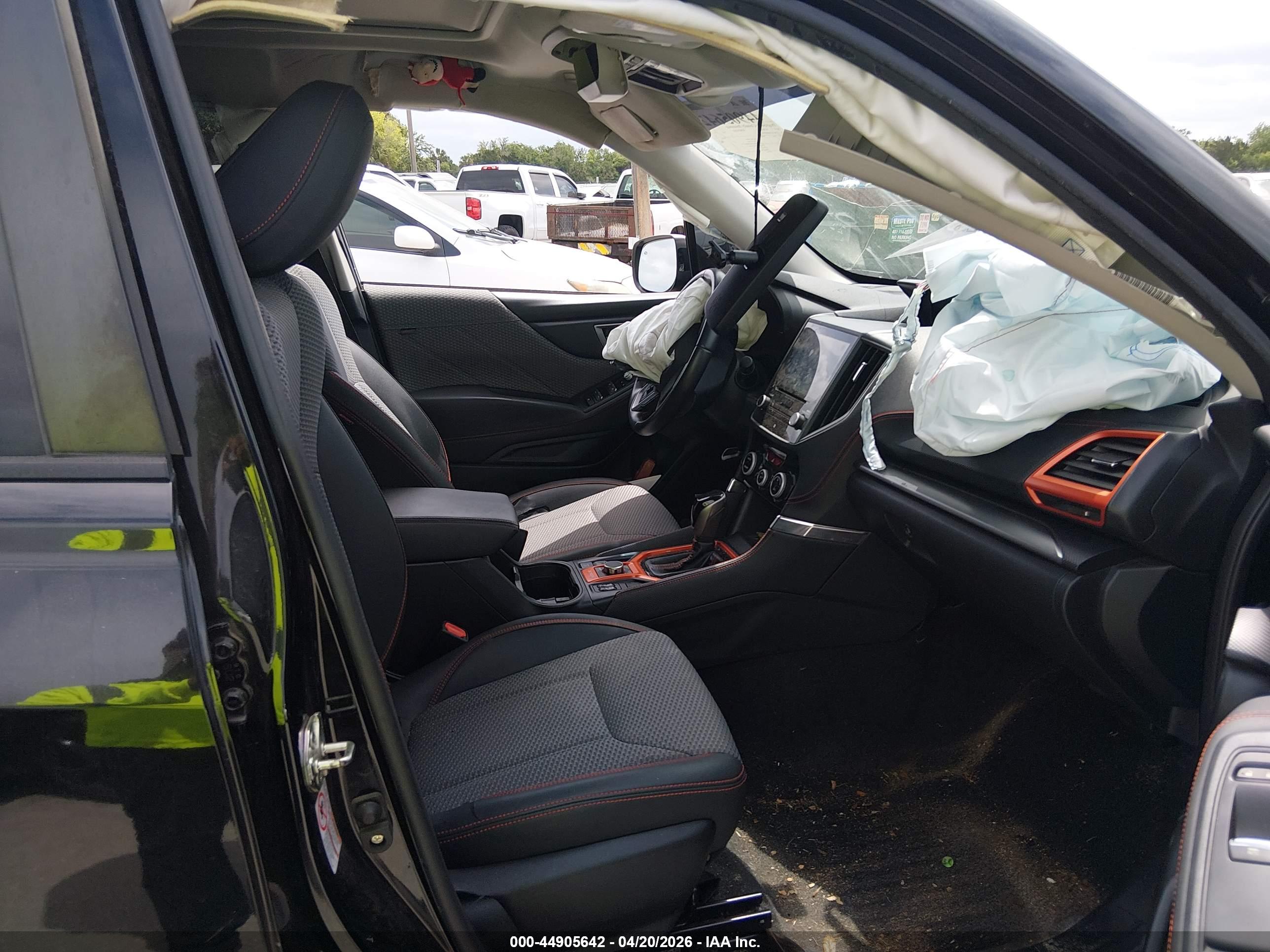 SUBARU FORESTER image 5