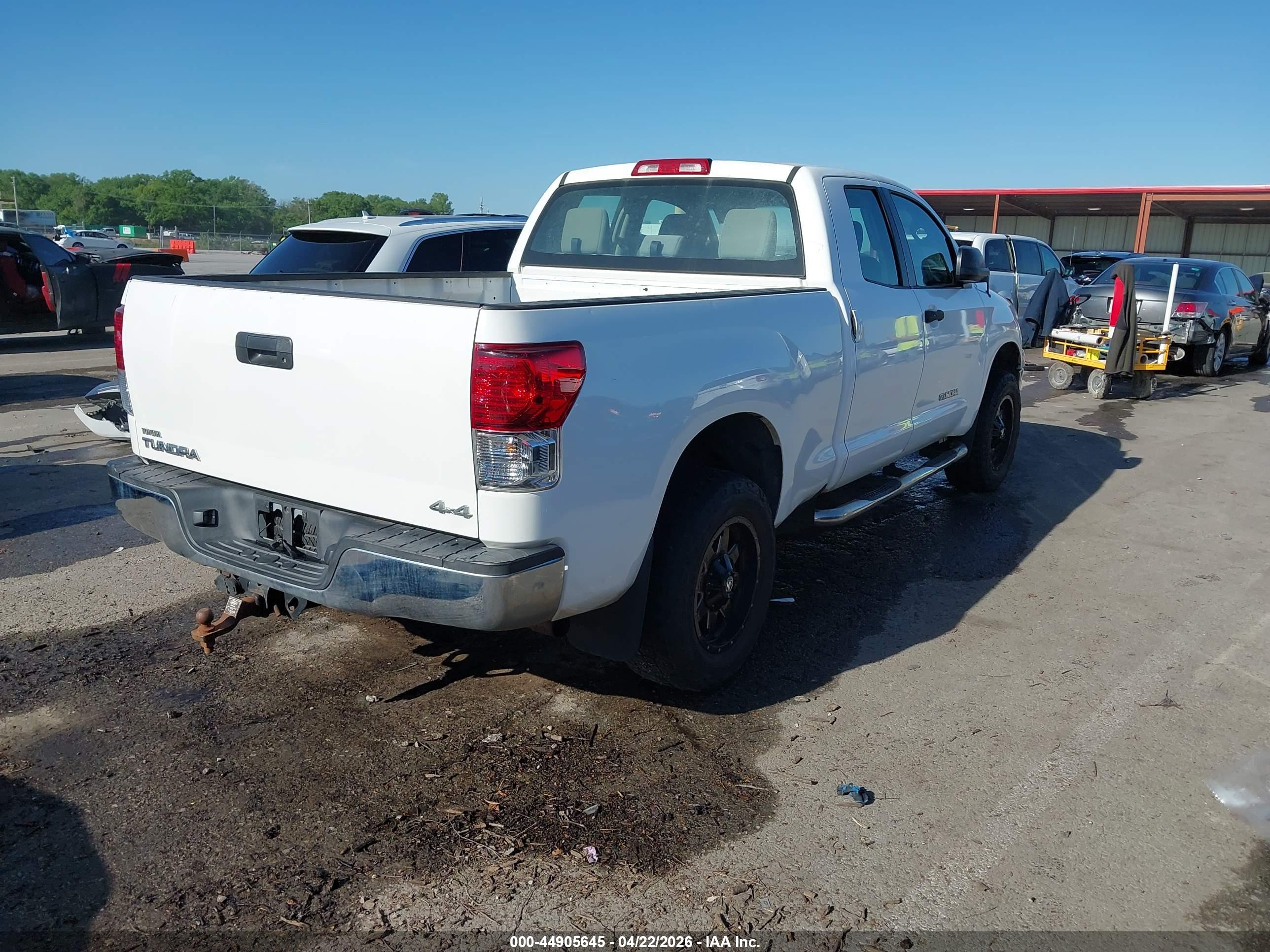 TOYOTA TUNDRA image 4