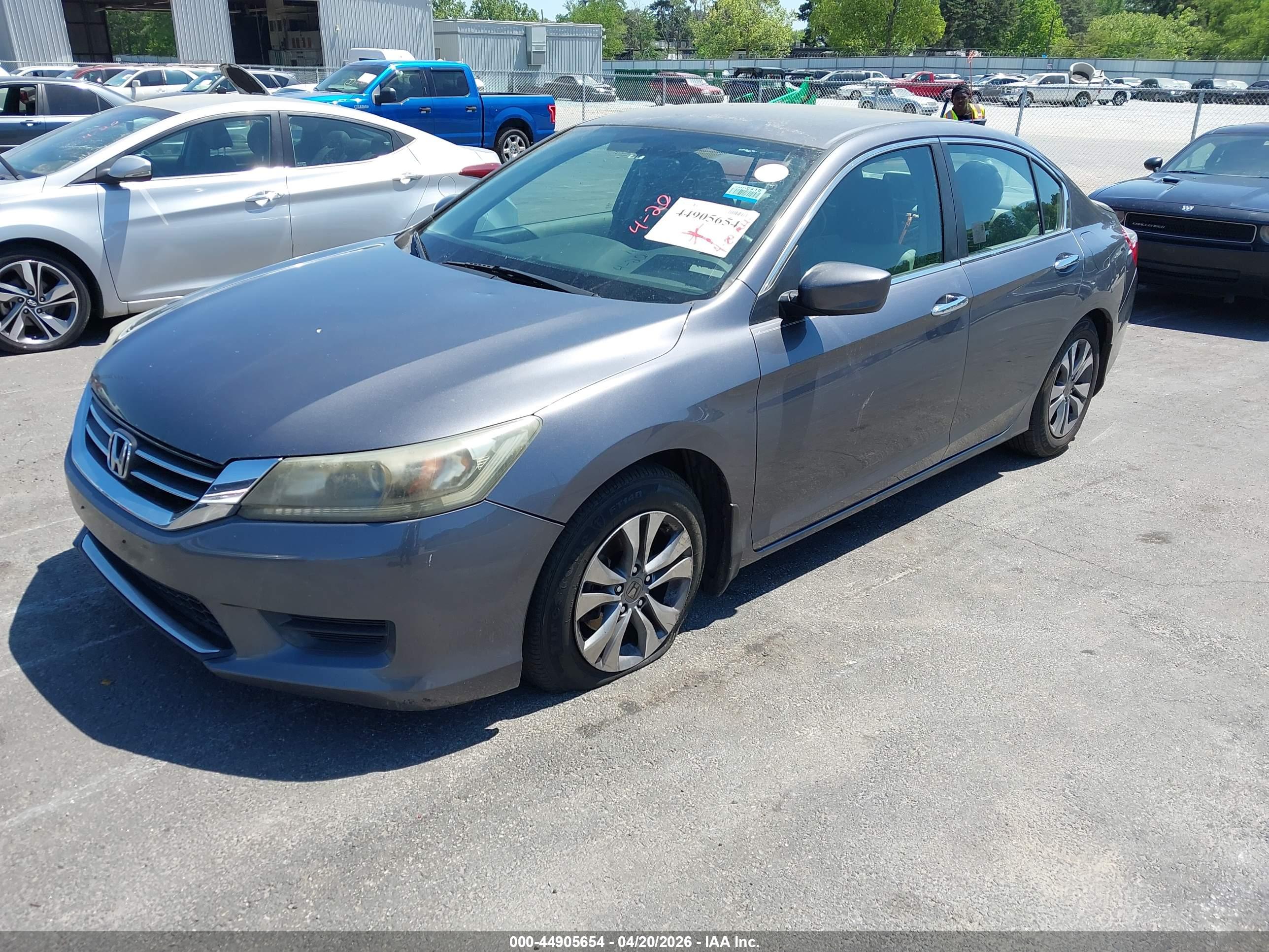HONDA ACCORD image 2