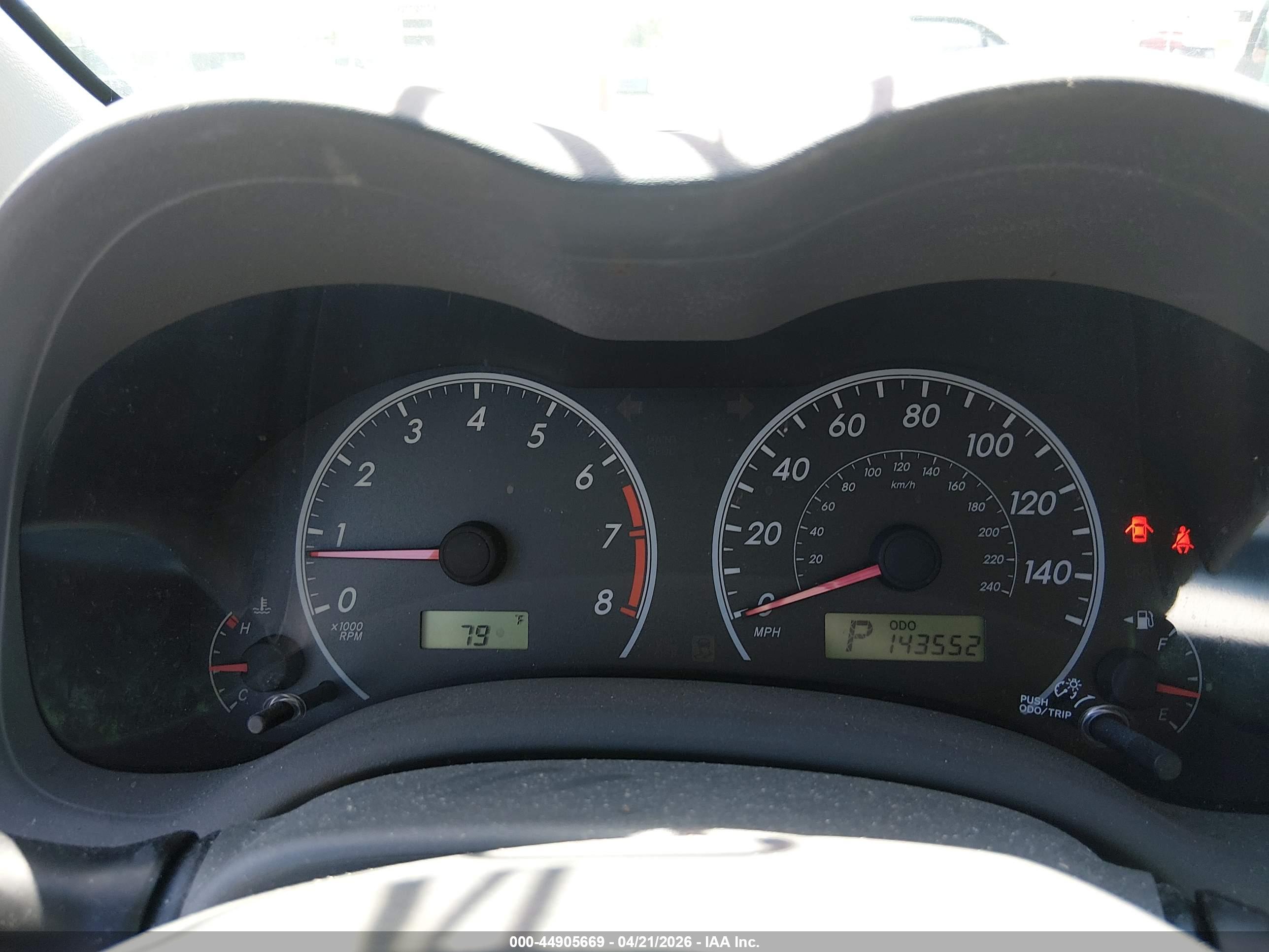 TOYOTA COROLLA image 7