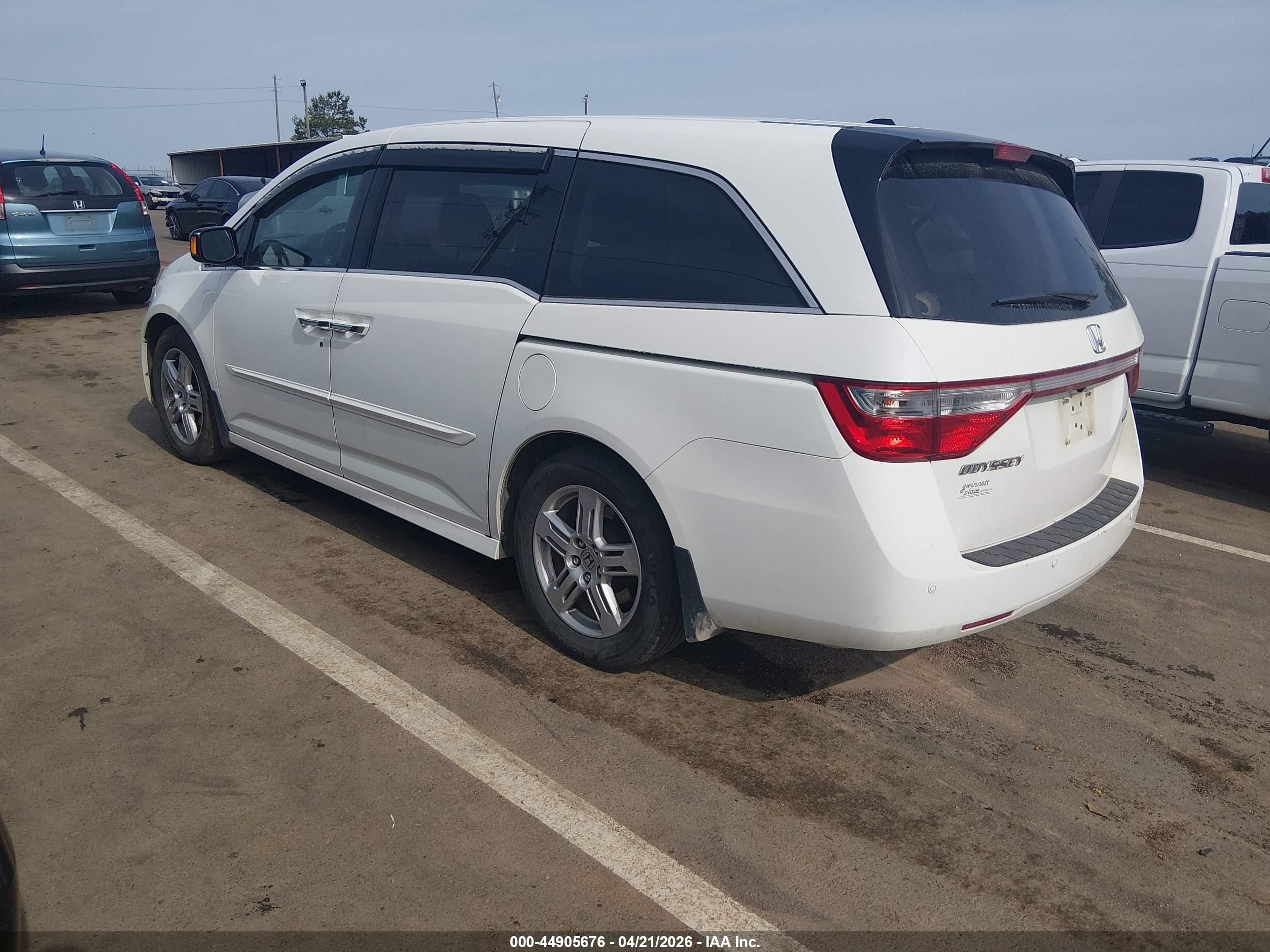 HONDA ODYSSEY image 3