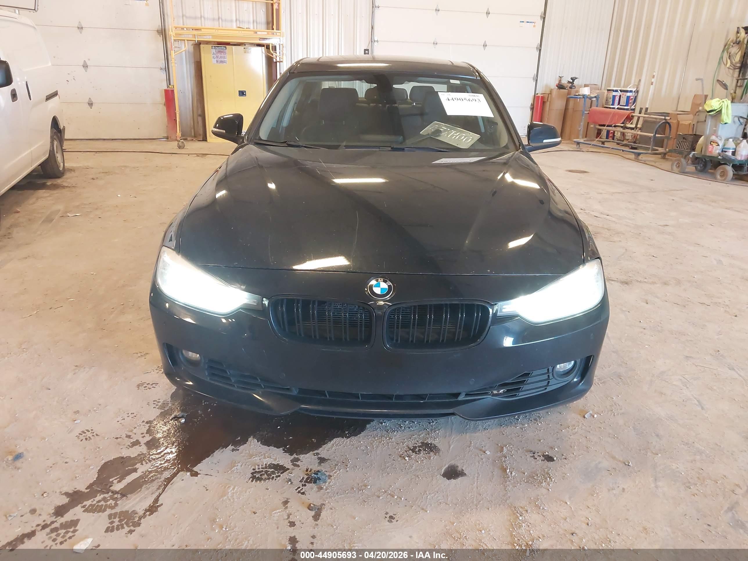 BMW 335I image 6