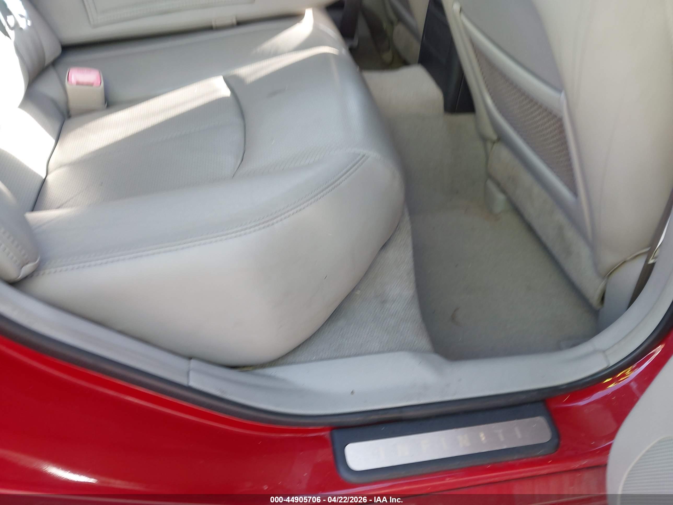 INFINITI G35 image 8