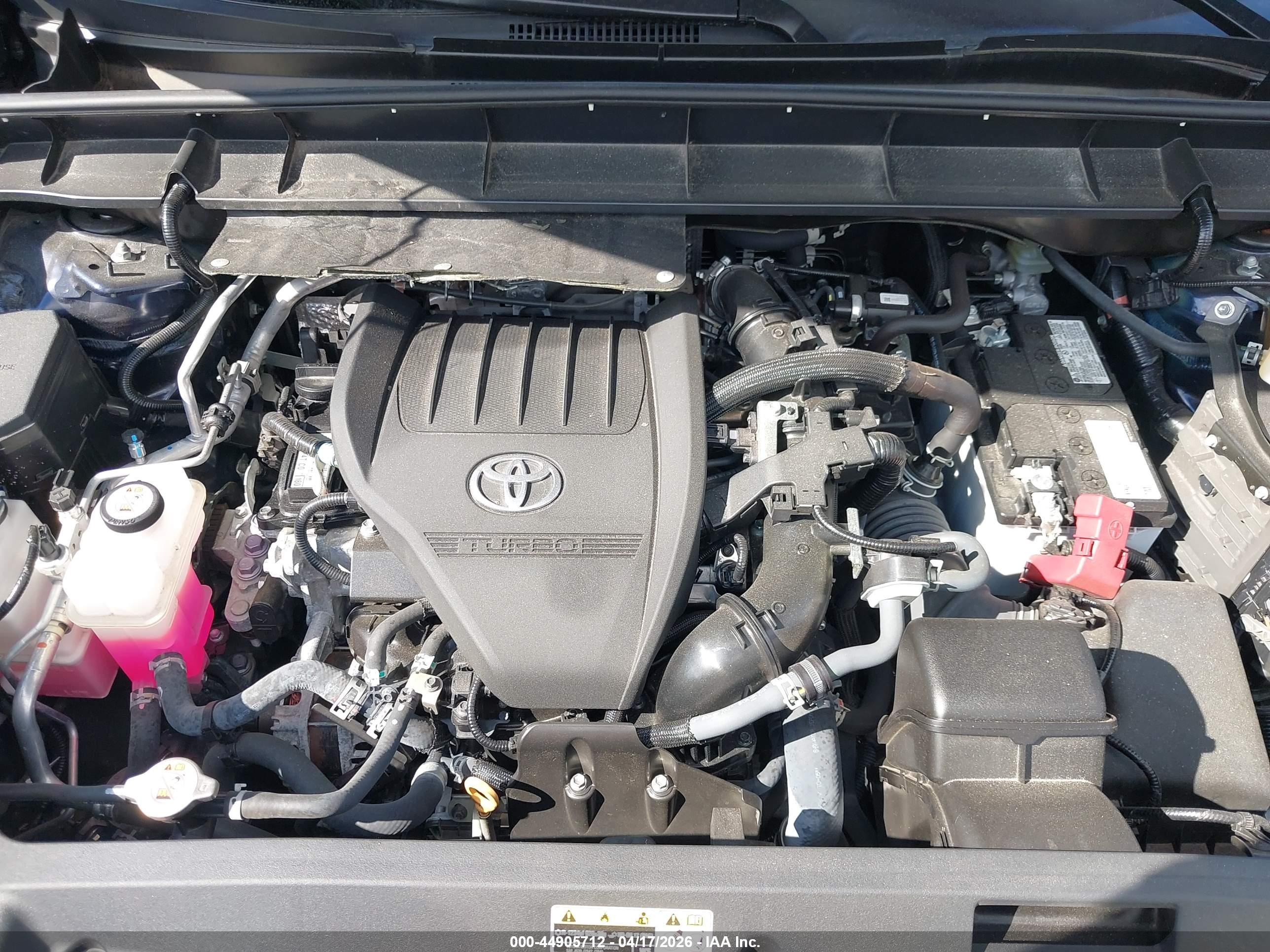 TOYOTA HIGHLANDER image 10