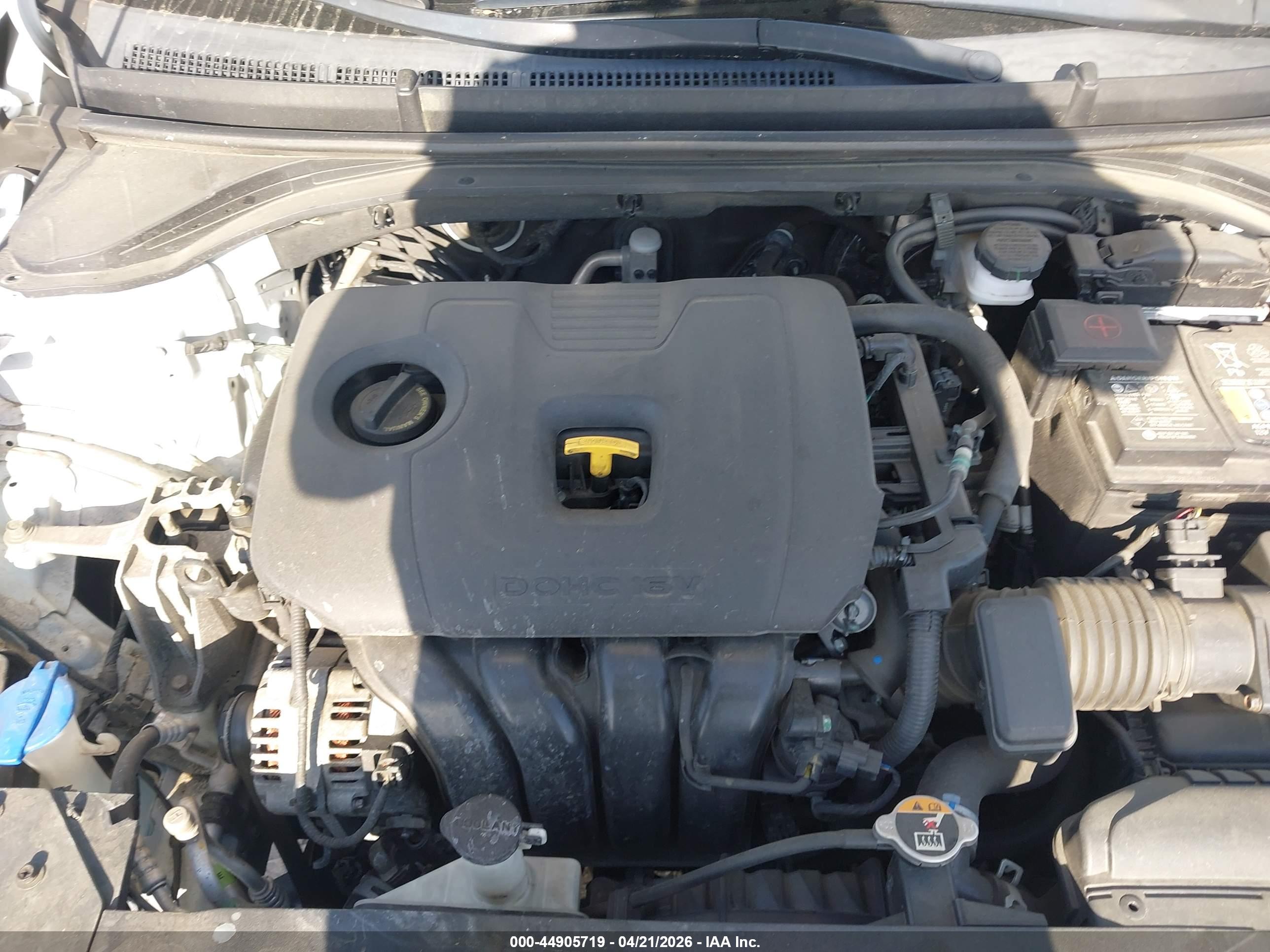 HYUNDAI ELANTRA image 10