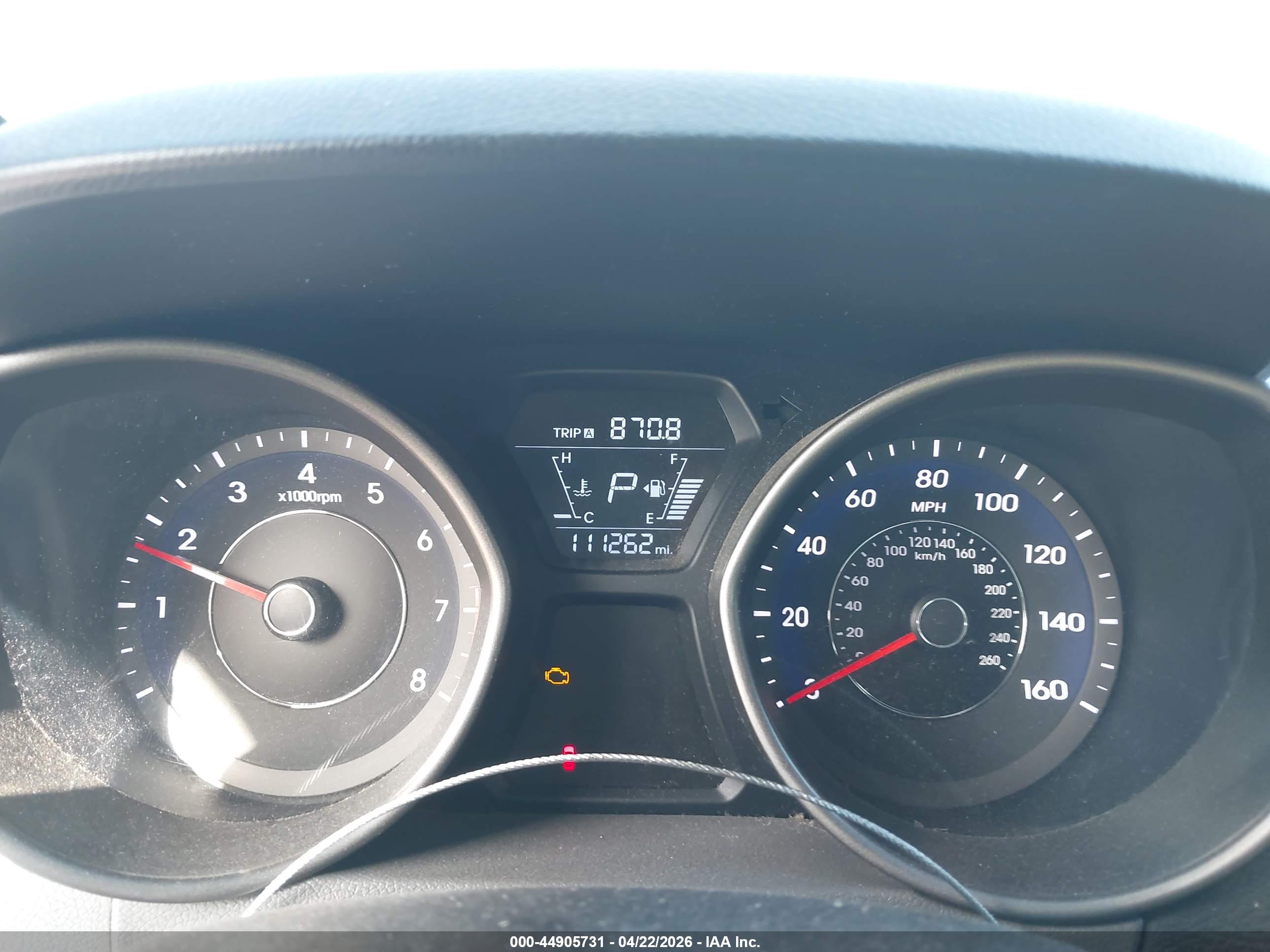 HYUNDAI ELANTRA image 7