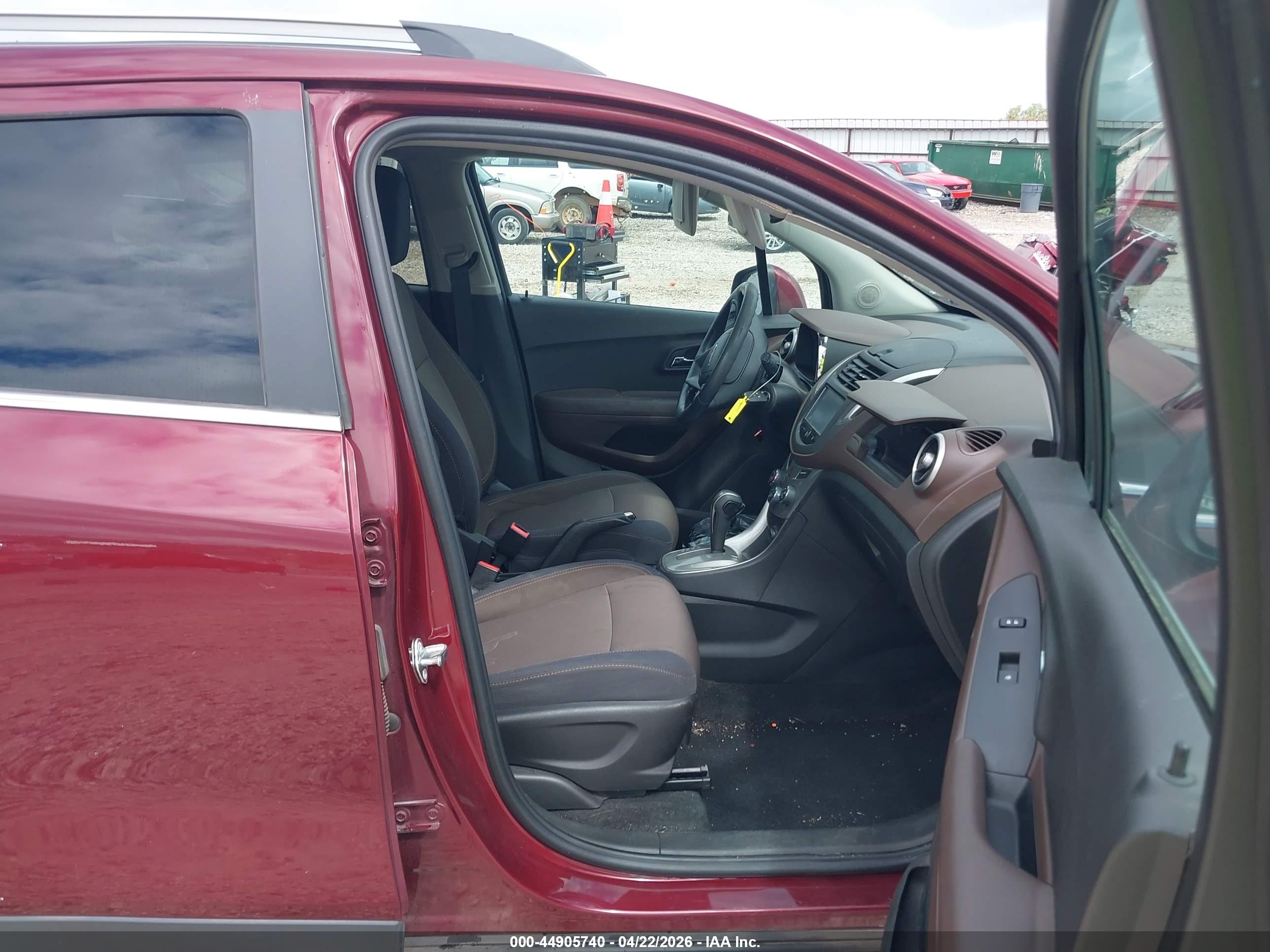 CHEVROLET TRAX image 5