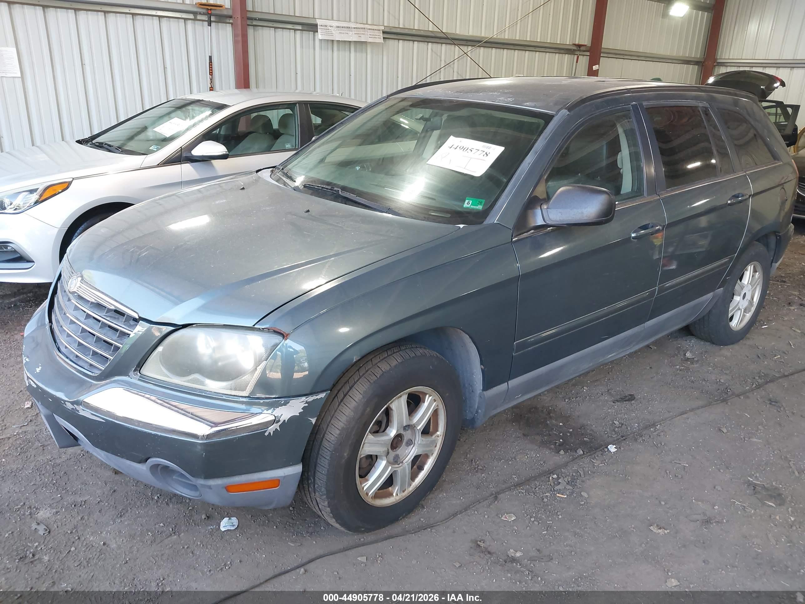 CHRYSLER PACIFICA image 2