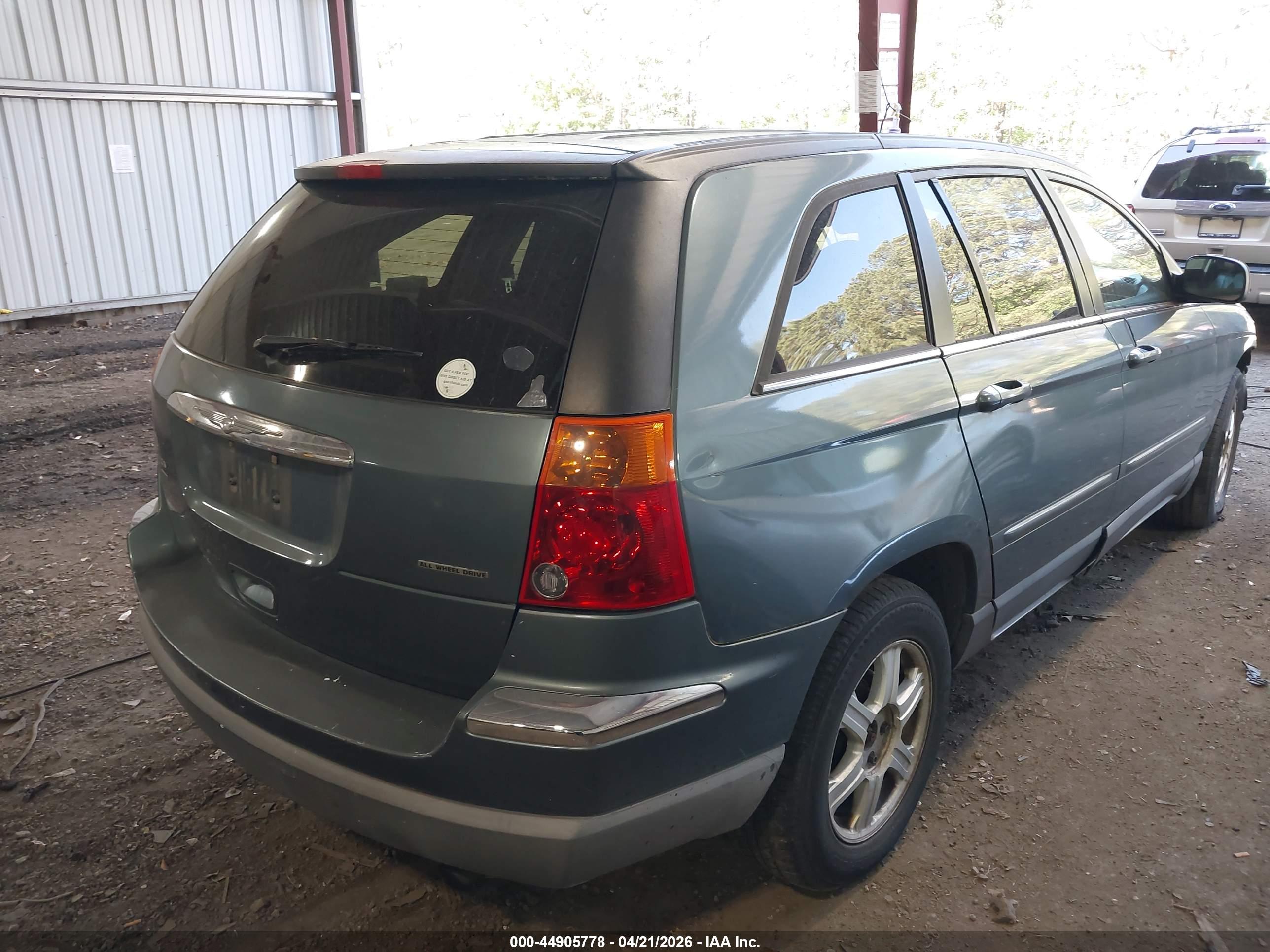 CHRYSLER PACIFICA image 4