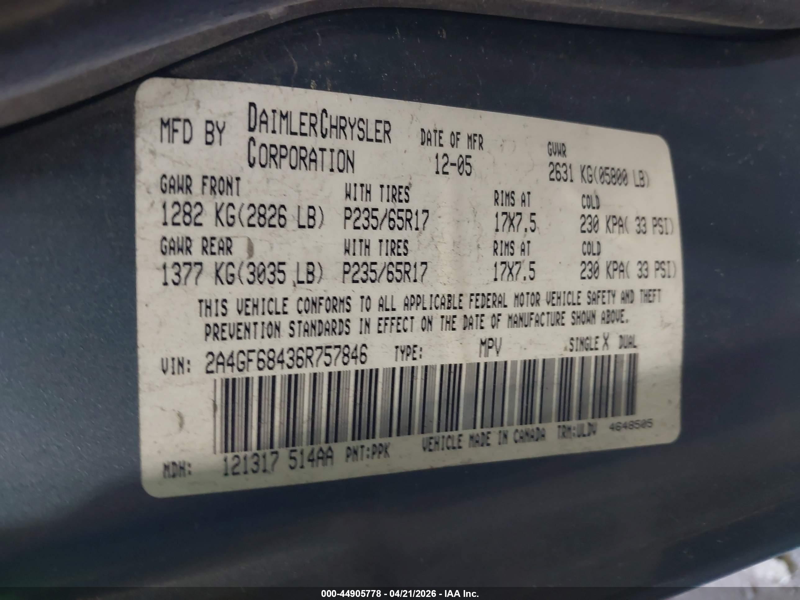 CHRYSLER PACIFICA image 9