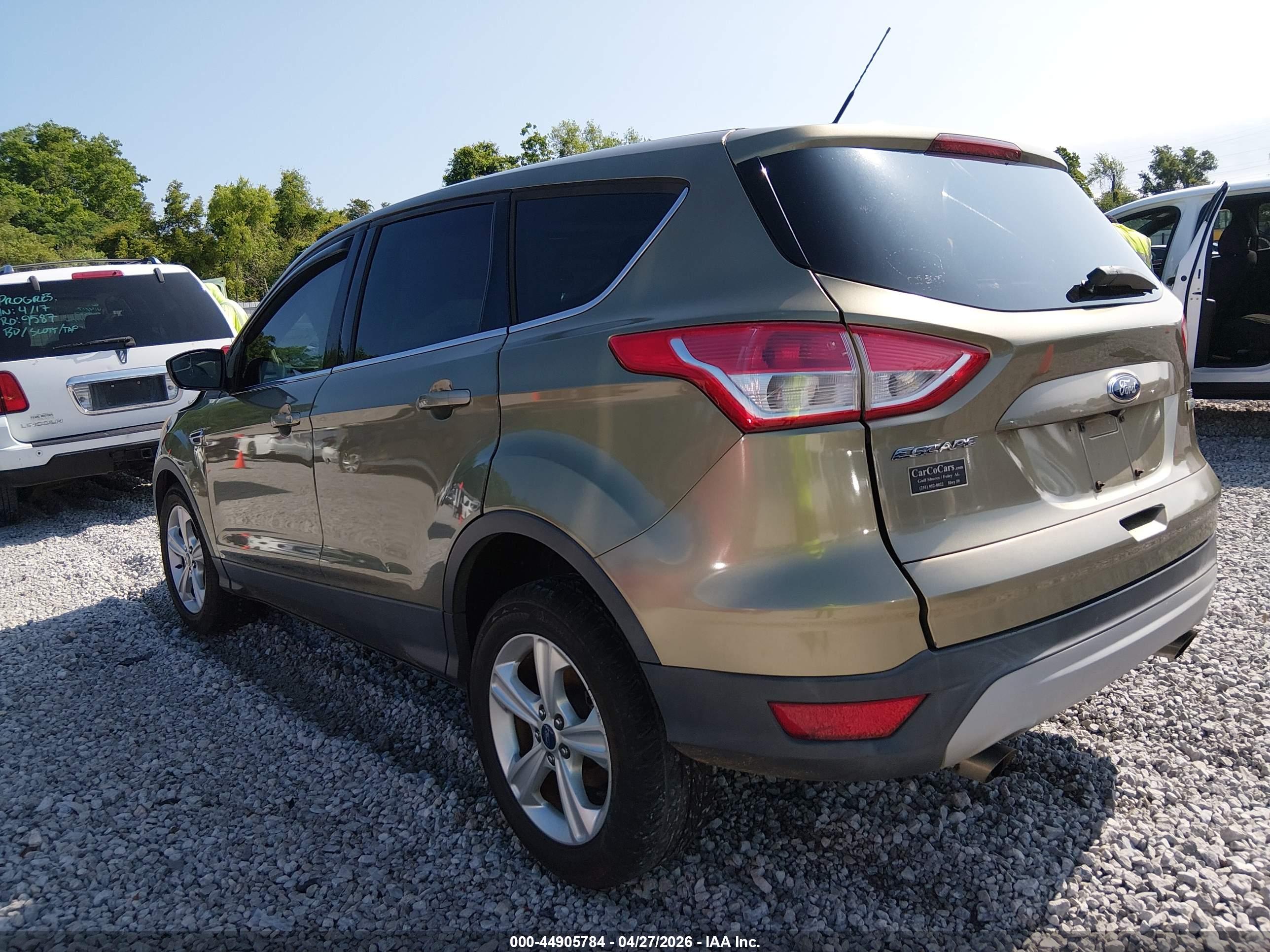 FORD ESCAPE image 3