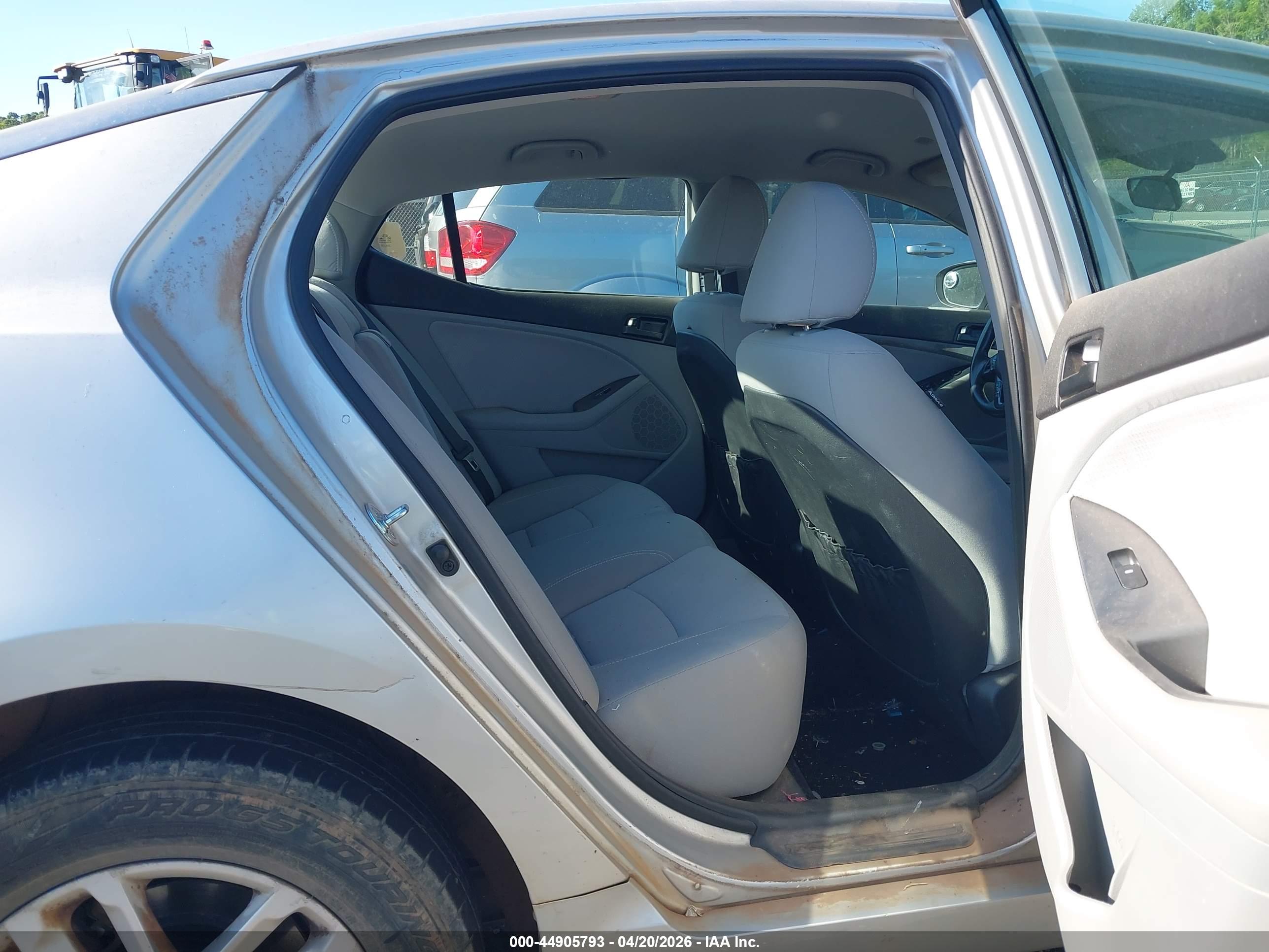KIA OPTIMA image 8