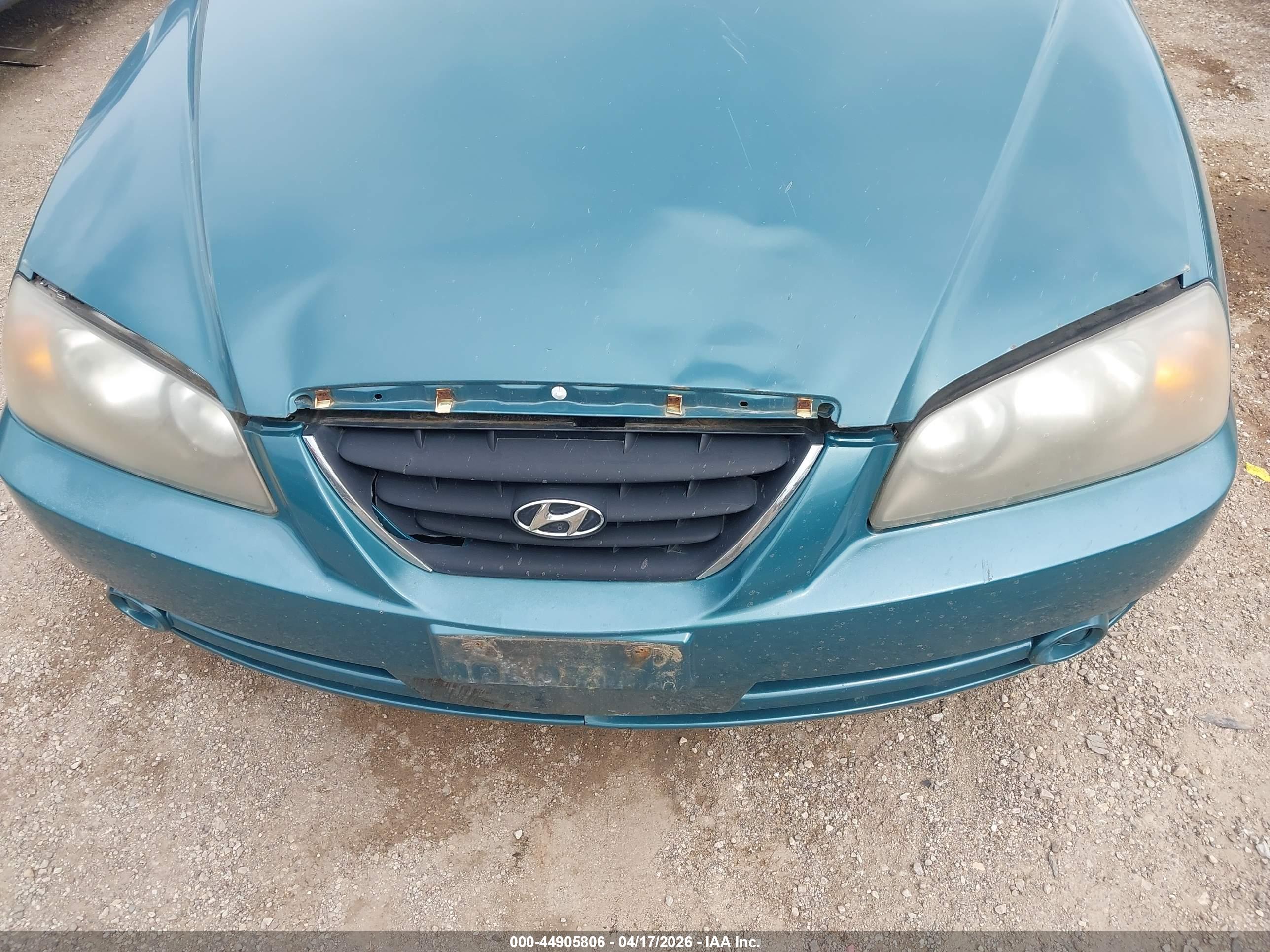 HYUNDAI ELANTRA image 6