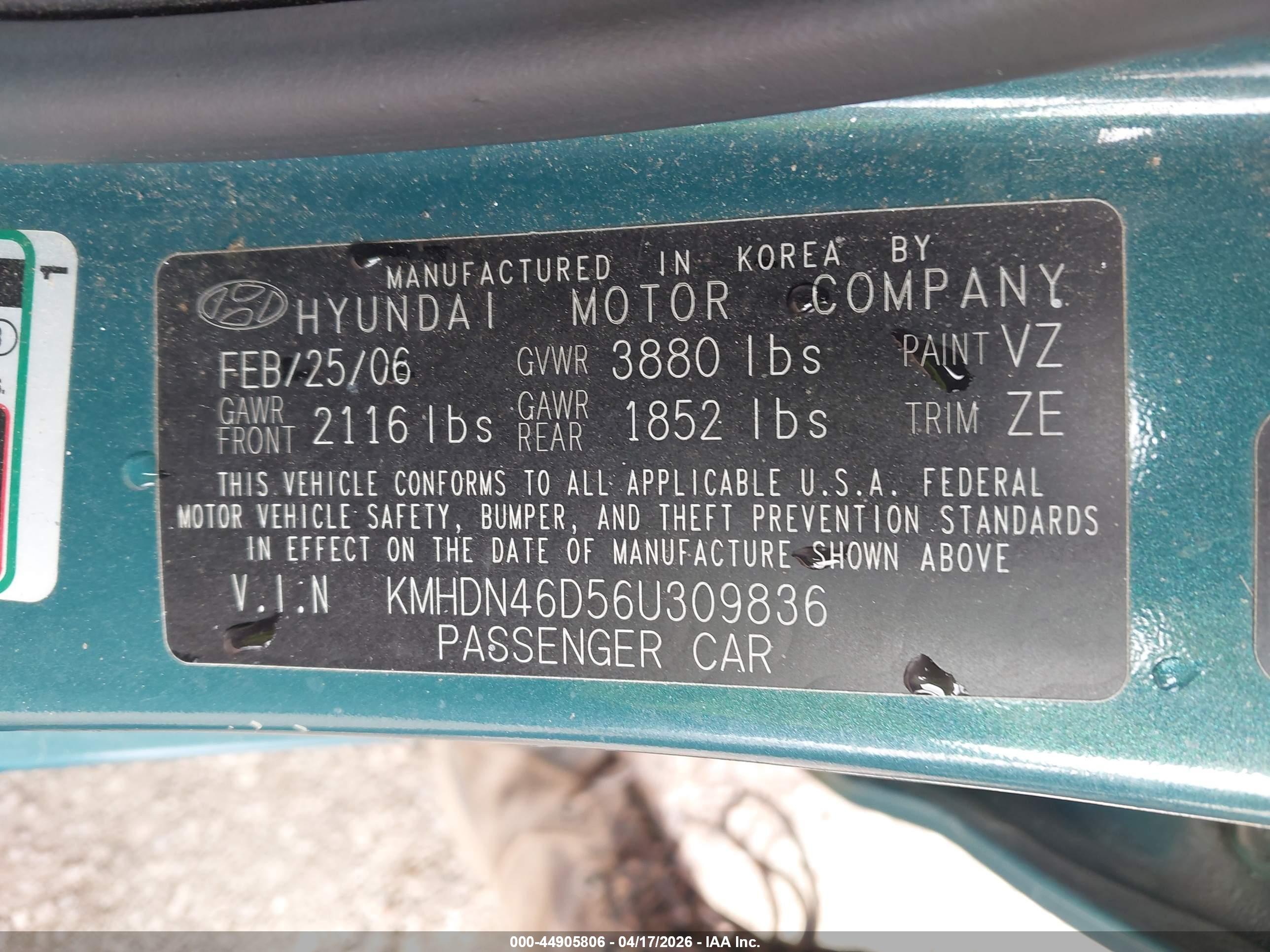 HYUNDAI ELANTRA image 9
