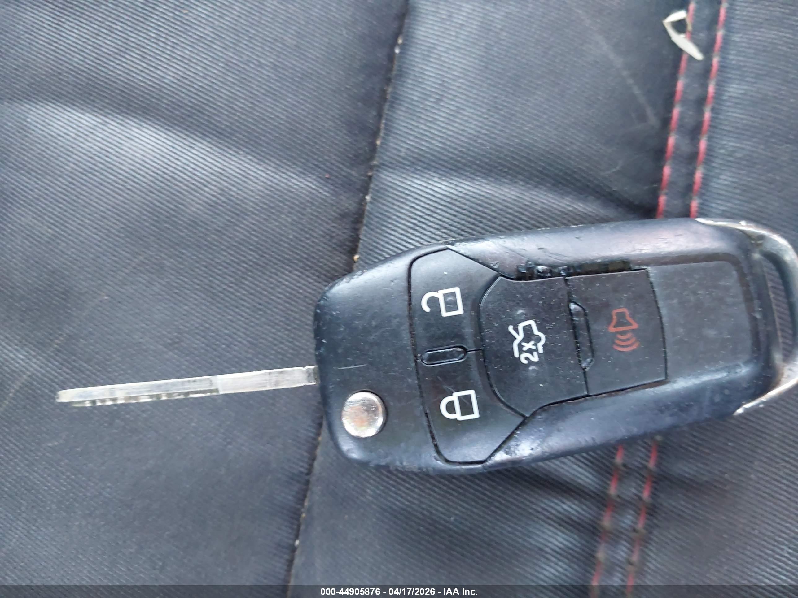 FORD FUSION image 11