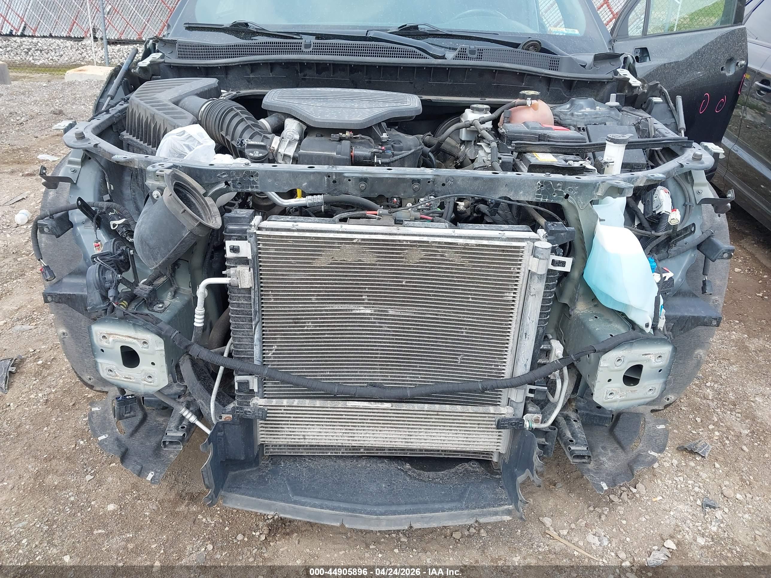 CHEVROLET BLAZER image 6
