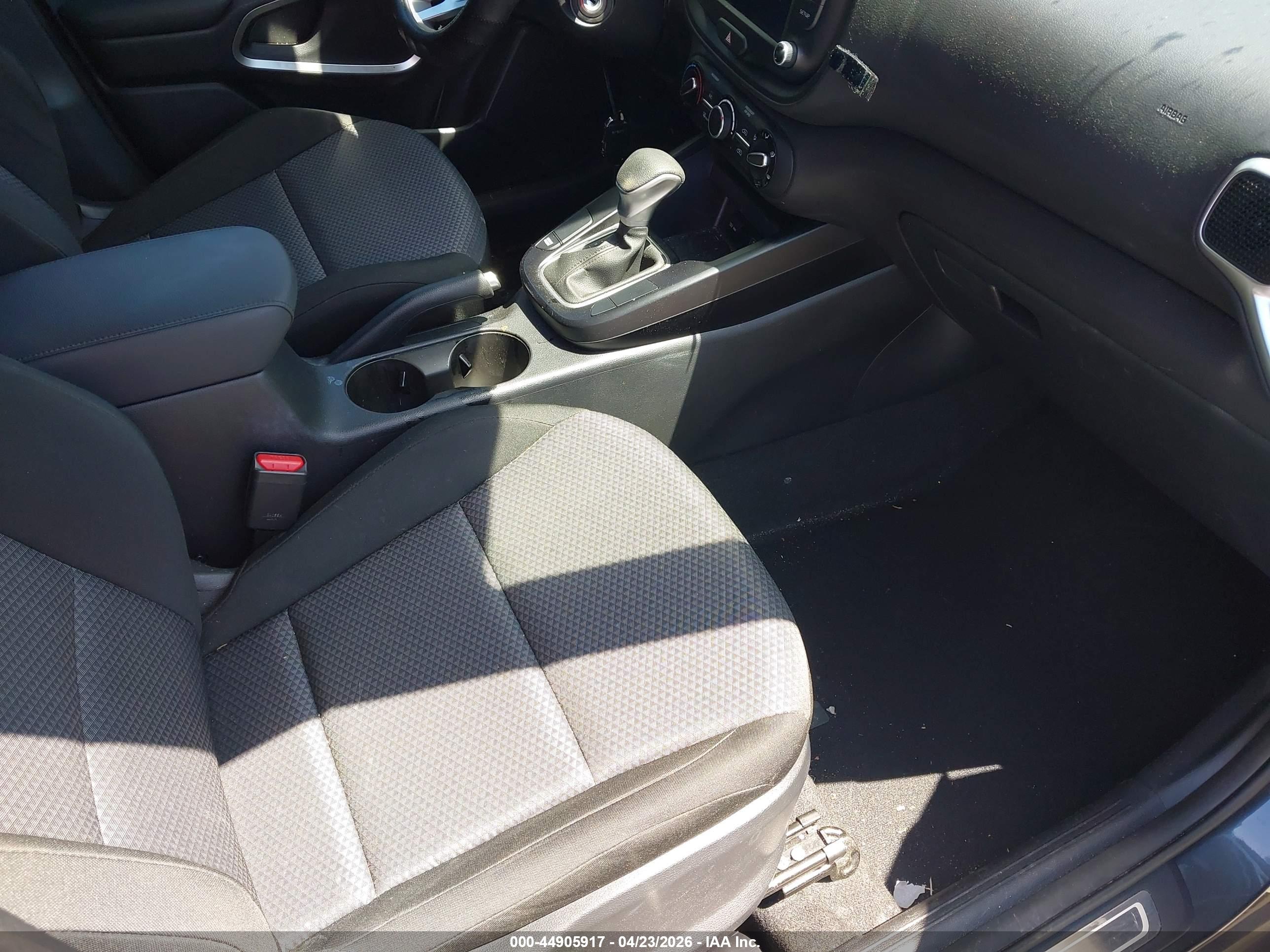 KIA SOUL image 5