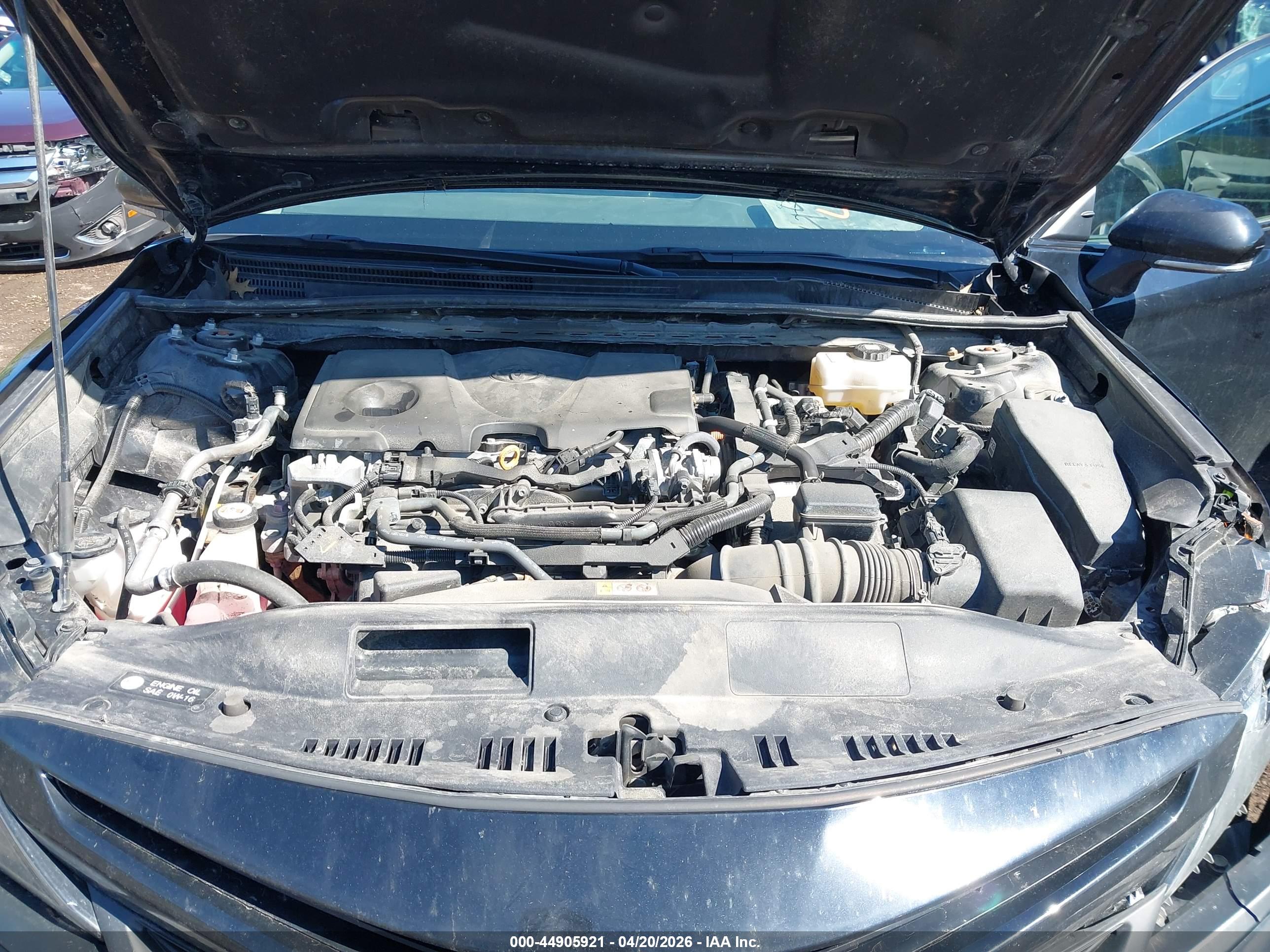 TOYOTA CAMRY image 10