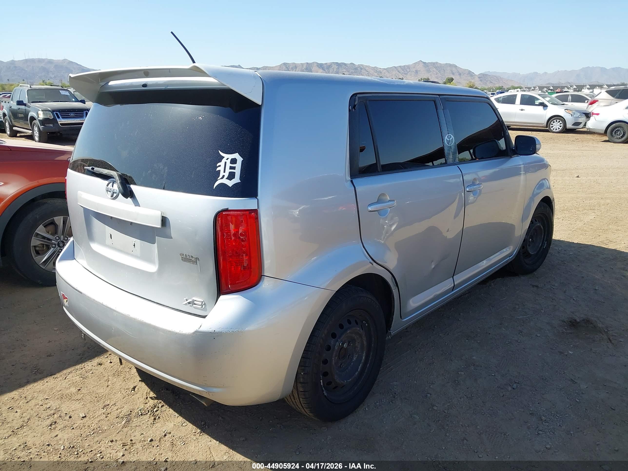 SCION XB image 4