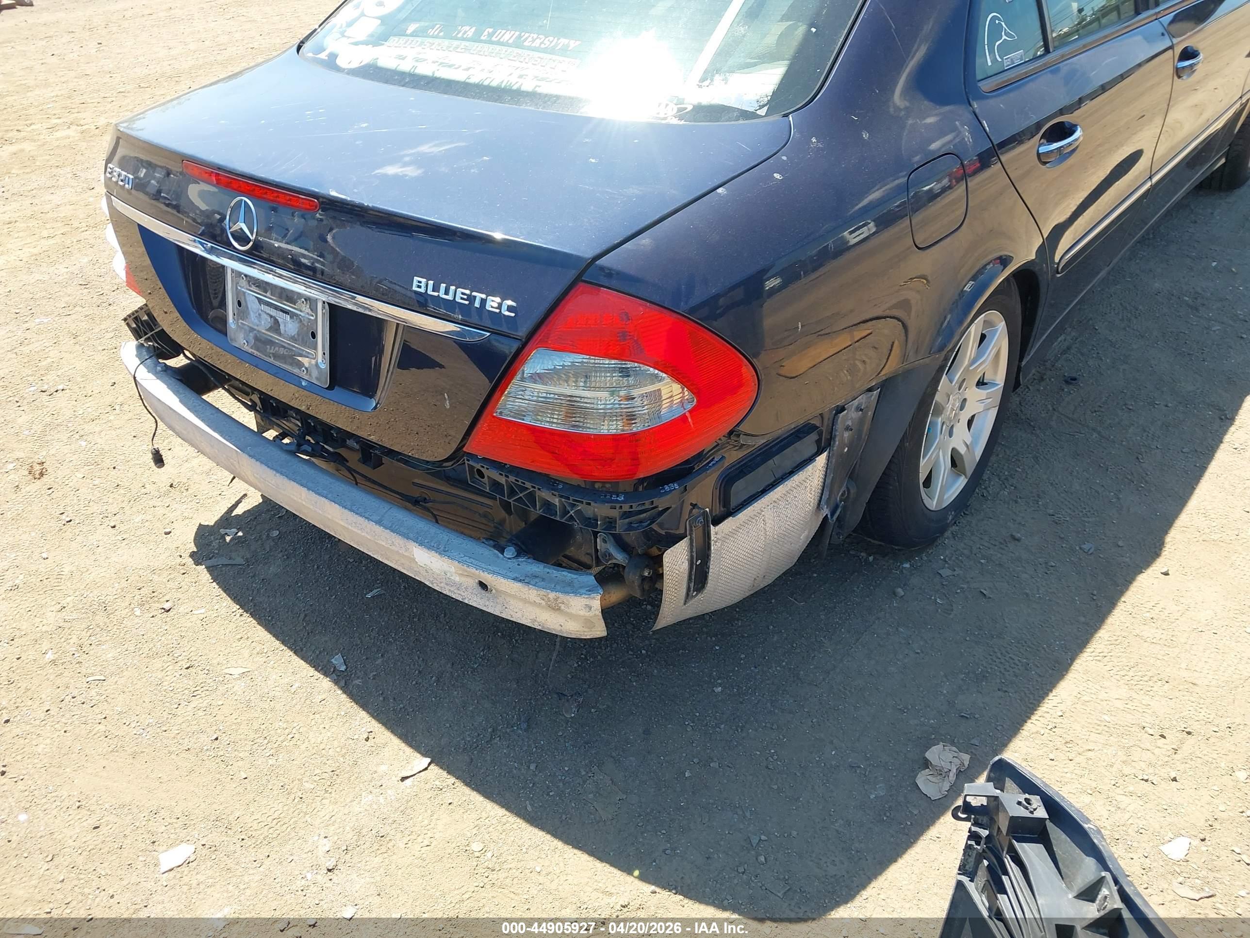 MERCEDES-BENZ E image 6