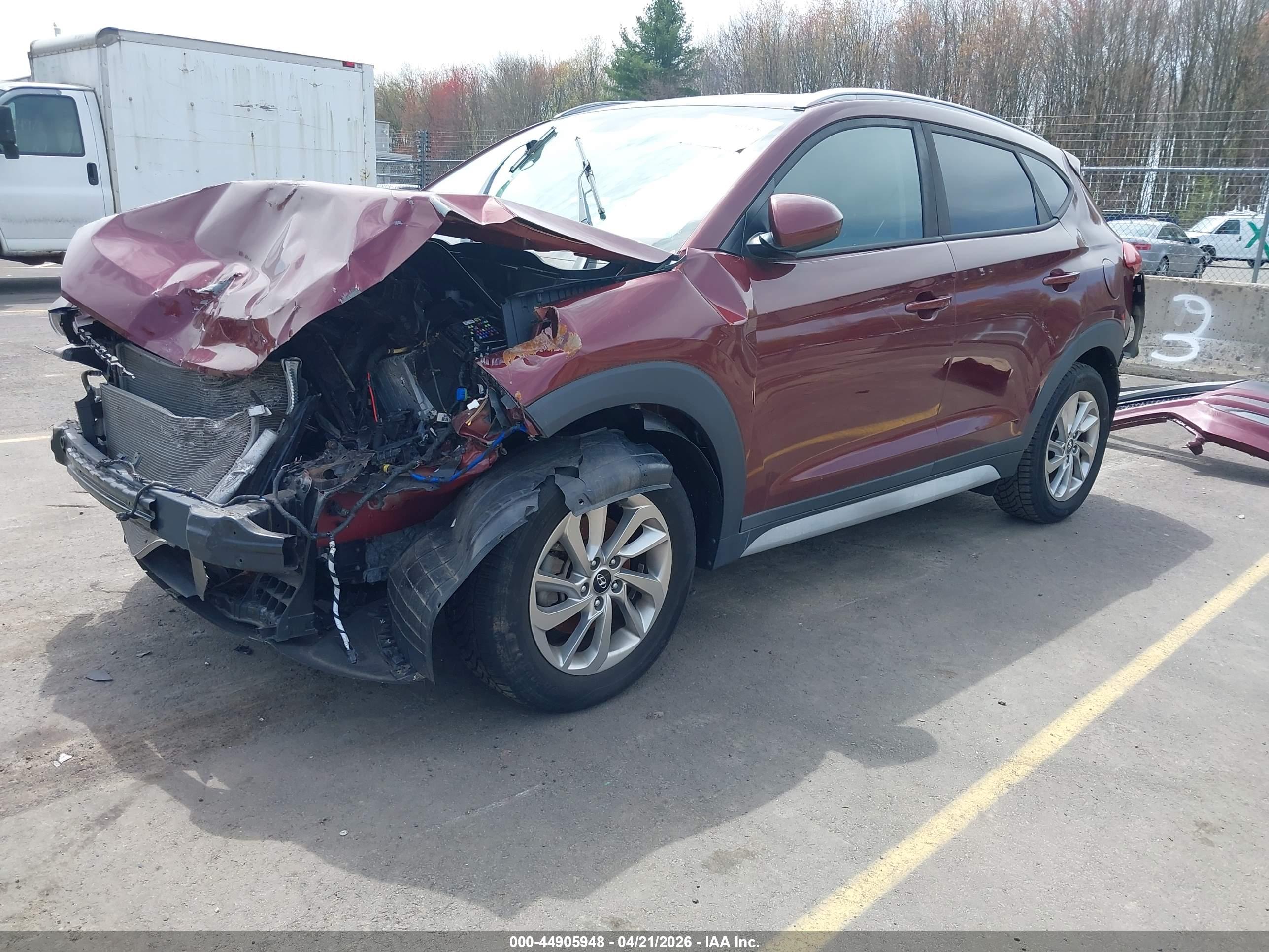 HYUNDAI TUCSON image 2